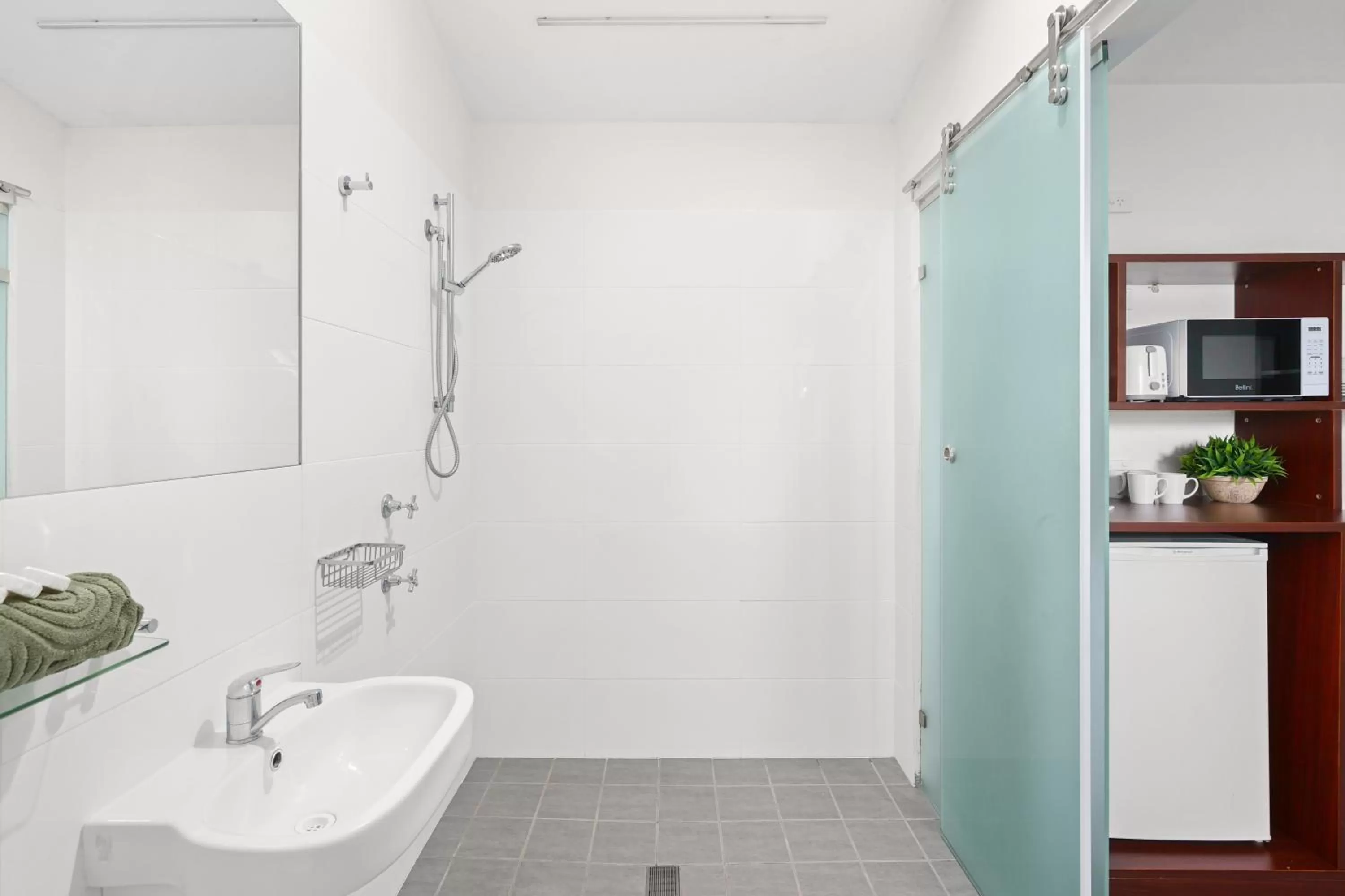 Bathroom in Grand Hotel and Studios