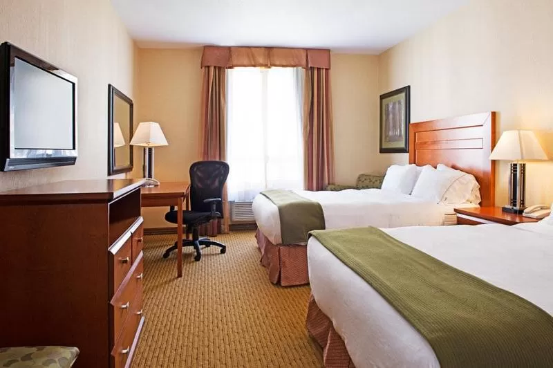Bed in Holiday Inn Express Grande Prairie by IHG