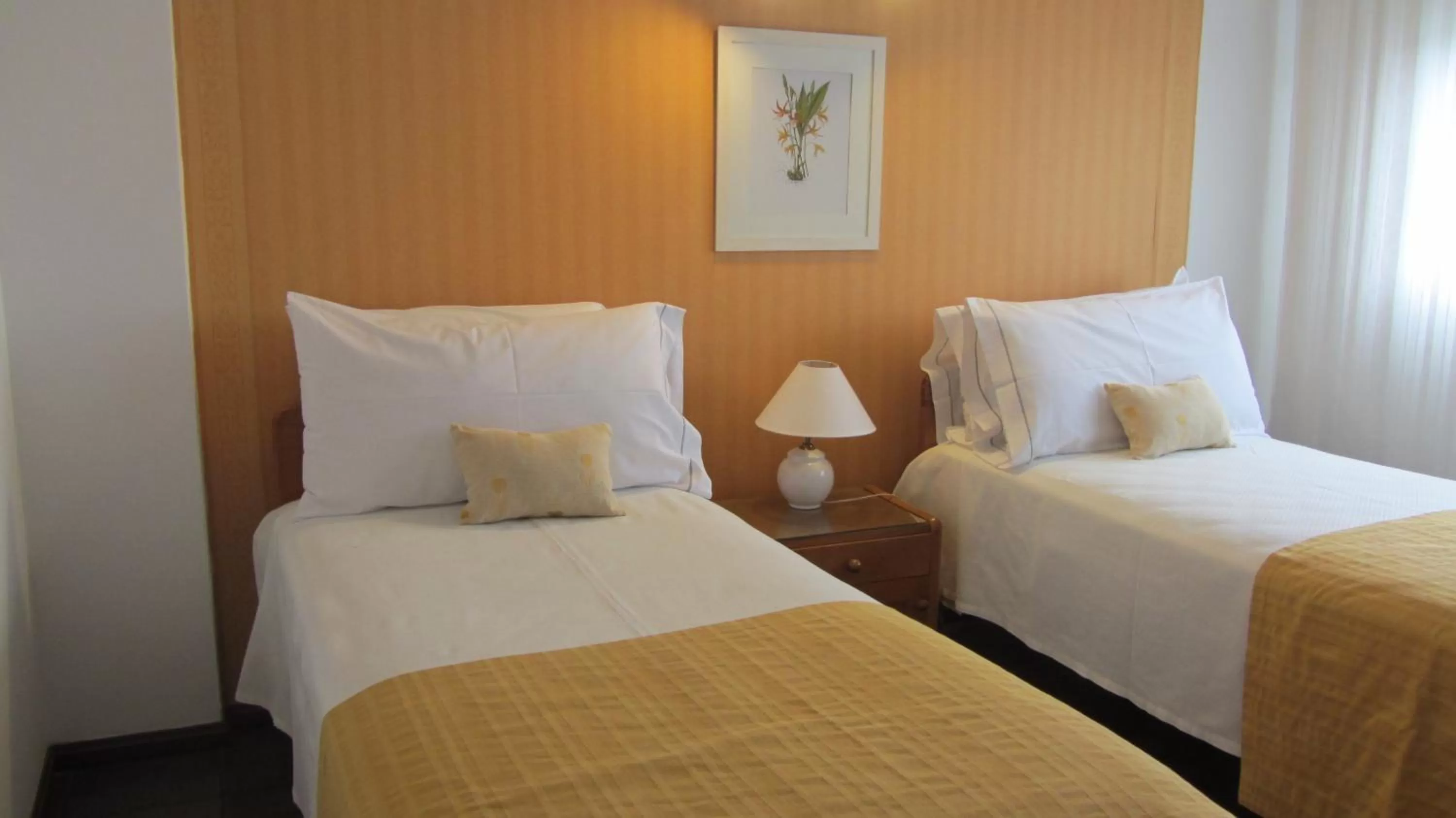 Bed in BDA Hotel & Spa