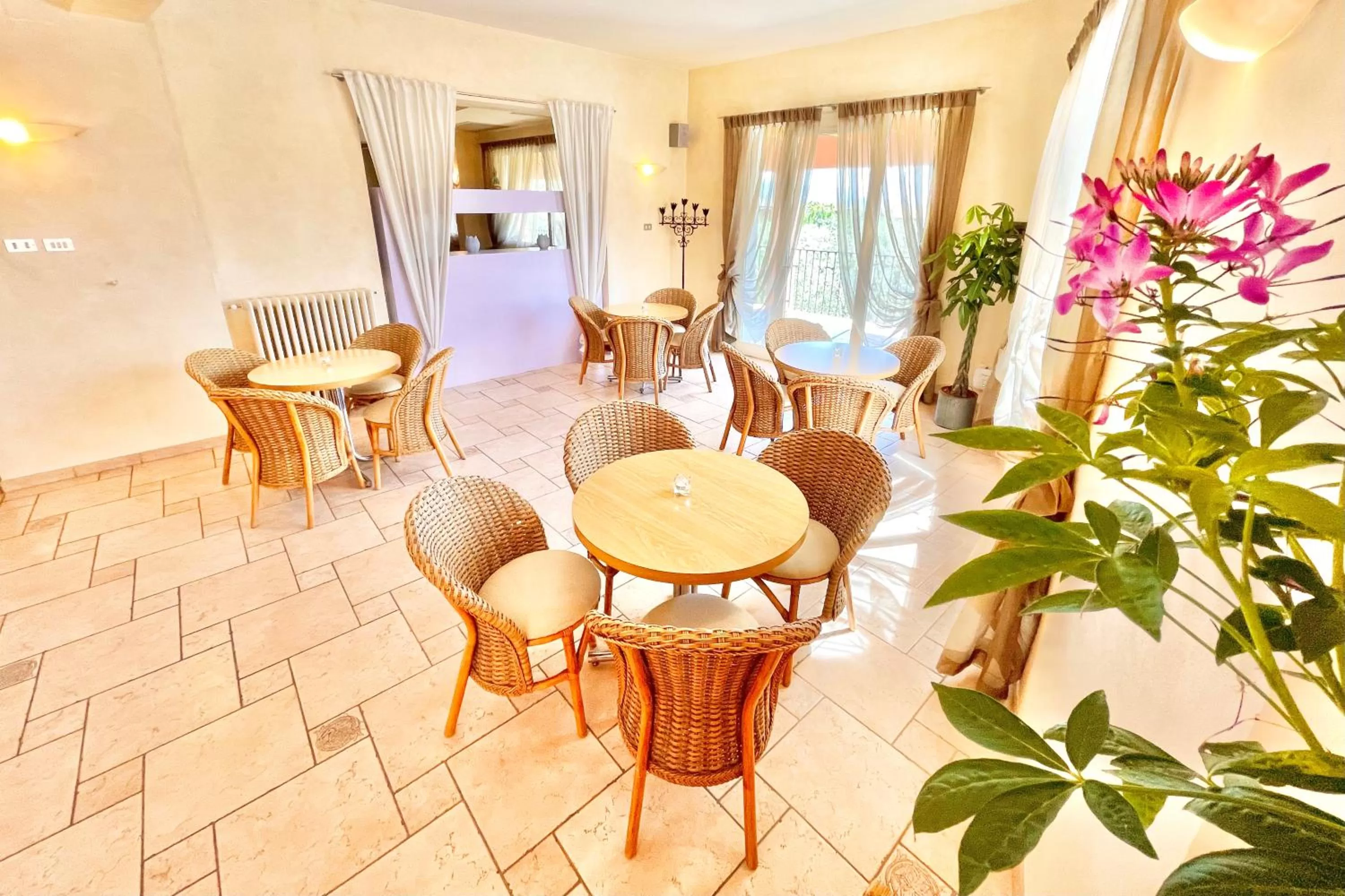 Lounge or bar in Albergo Vittoria