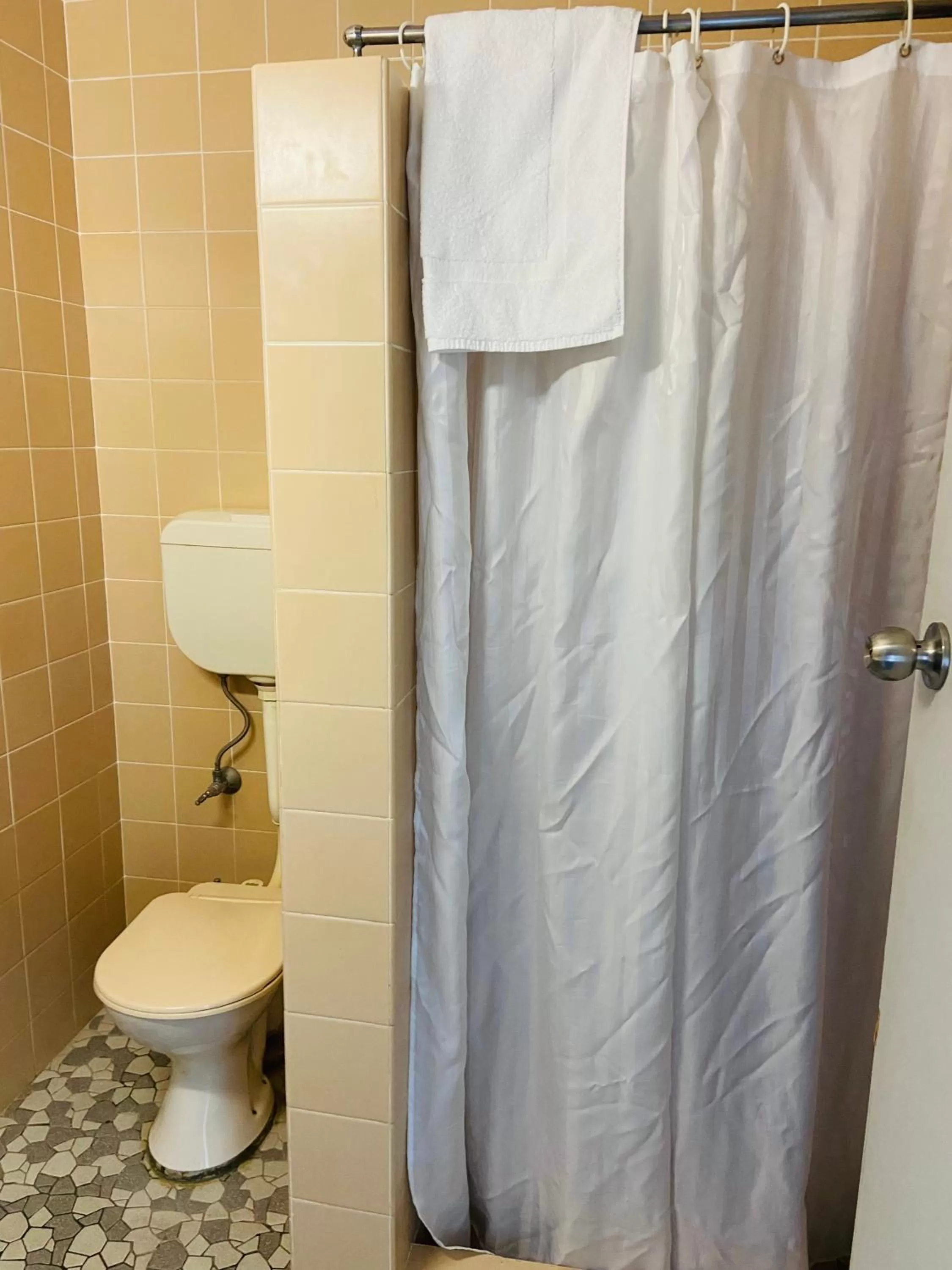 Bathroom in Ettalong Beach motel