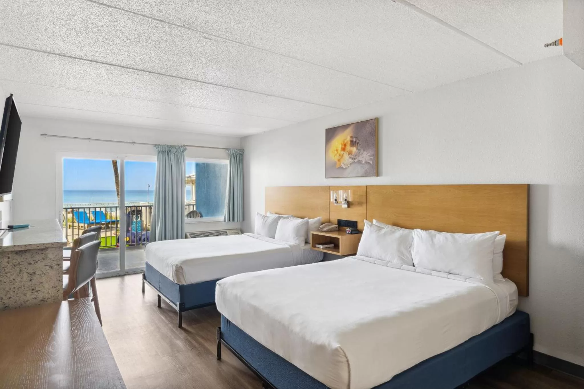 Bedroom, Bed in Sugar Sands Beachfront Hotel, a By The Sea Resort