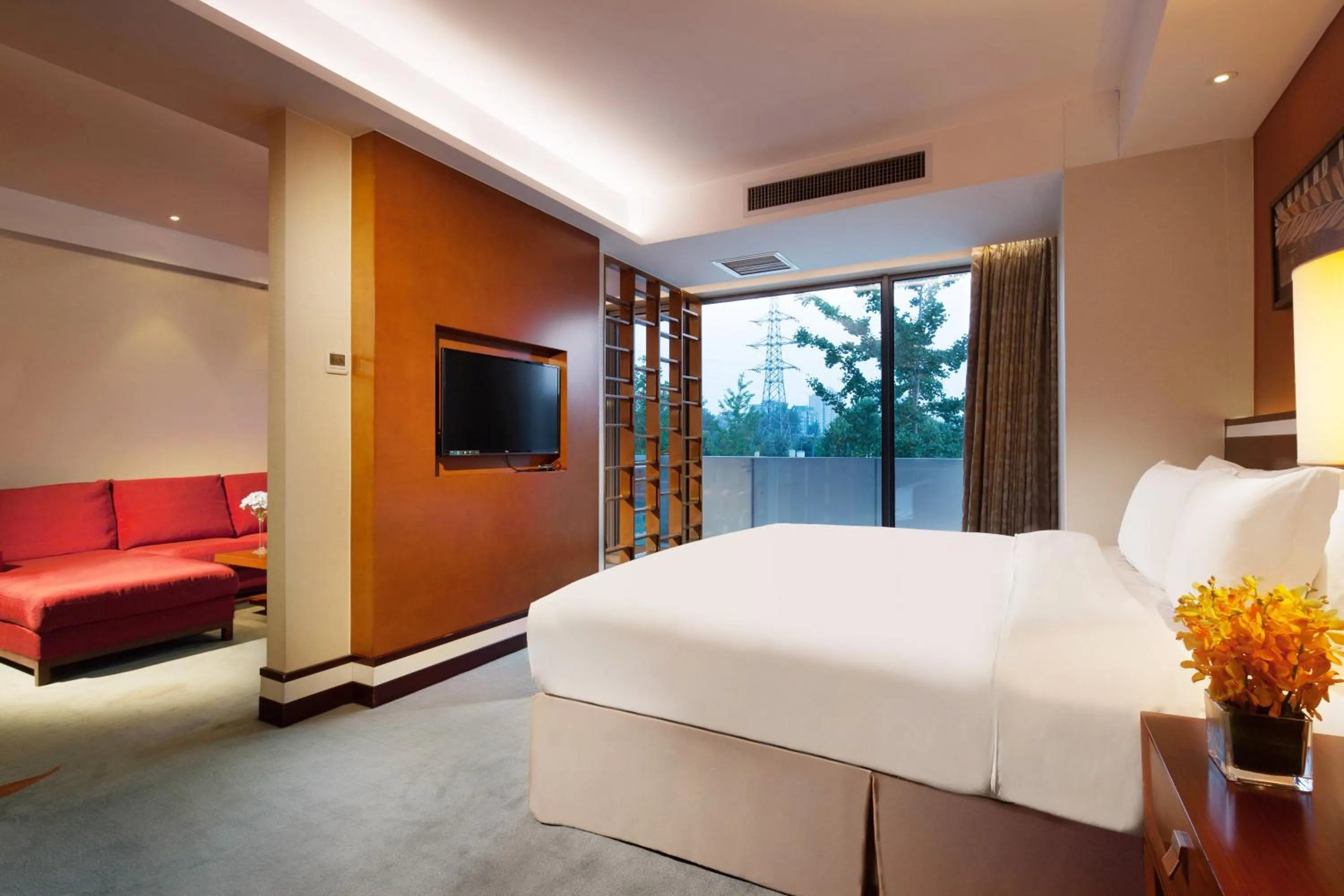 Photo of the whole room in Holiday Inn Beijing Shijingshan Parkview by IHG