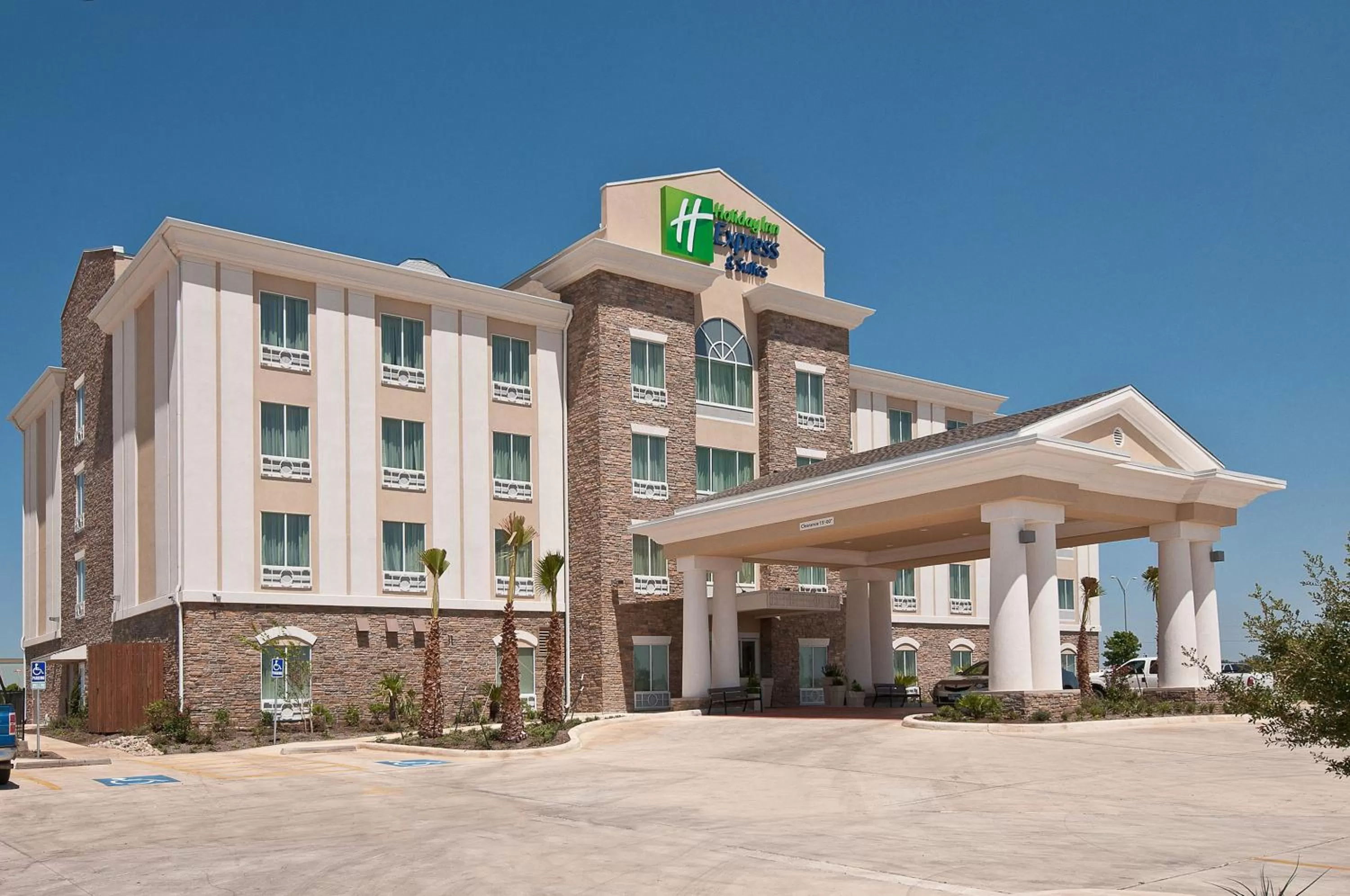 Property building in Holiday Inn Express Hotel and Suites Pearsall by IHG