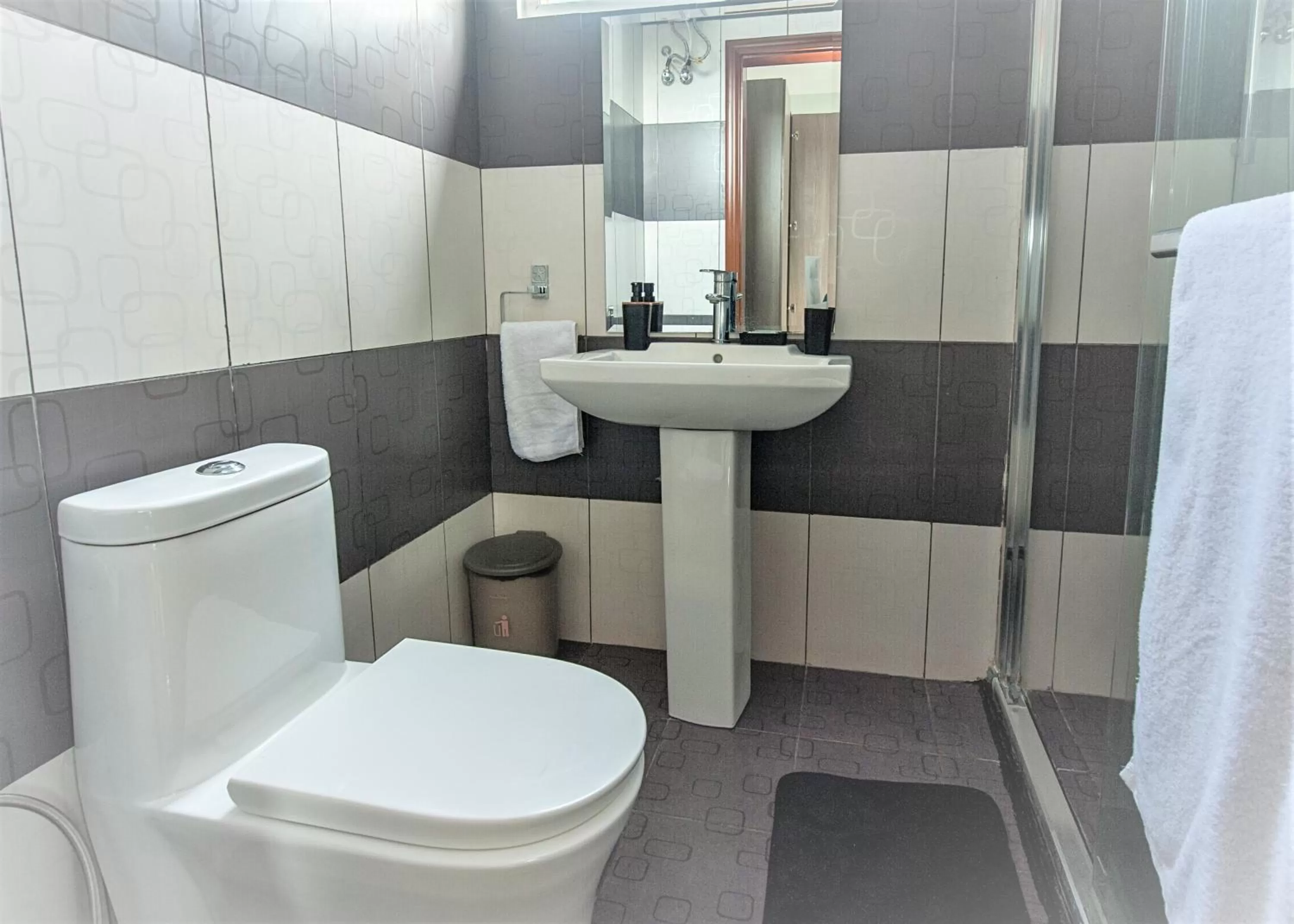 Bathroom in Montecito Apartments