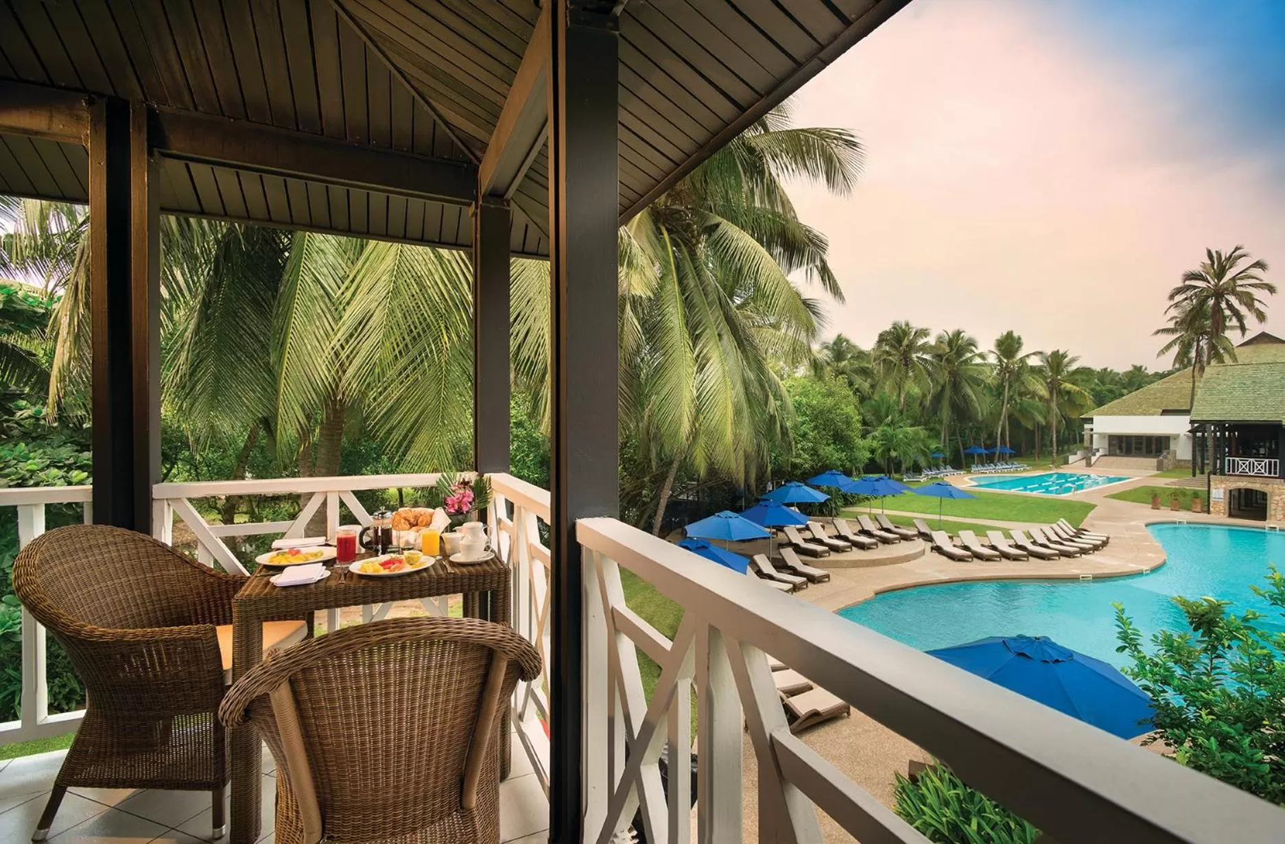 Restaurant/places to eat in Labadi Beach Hotel