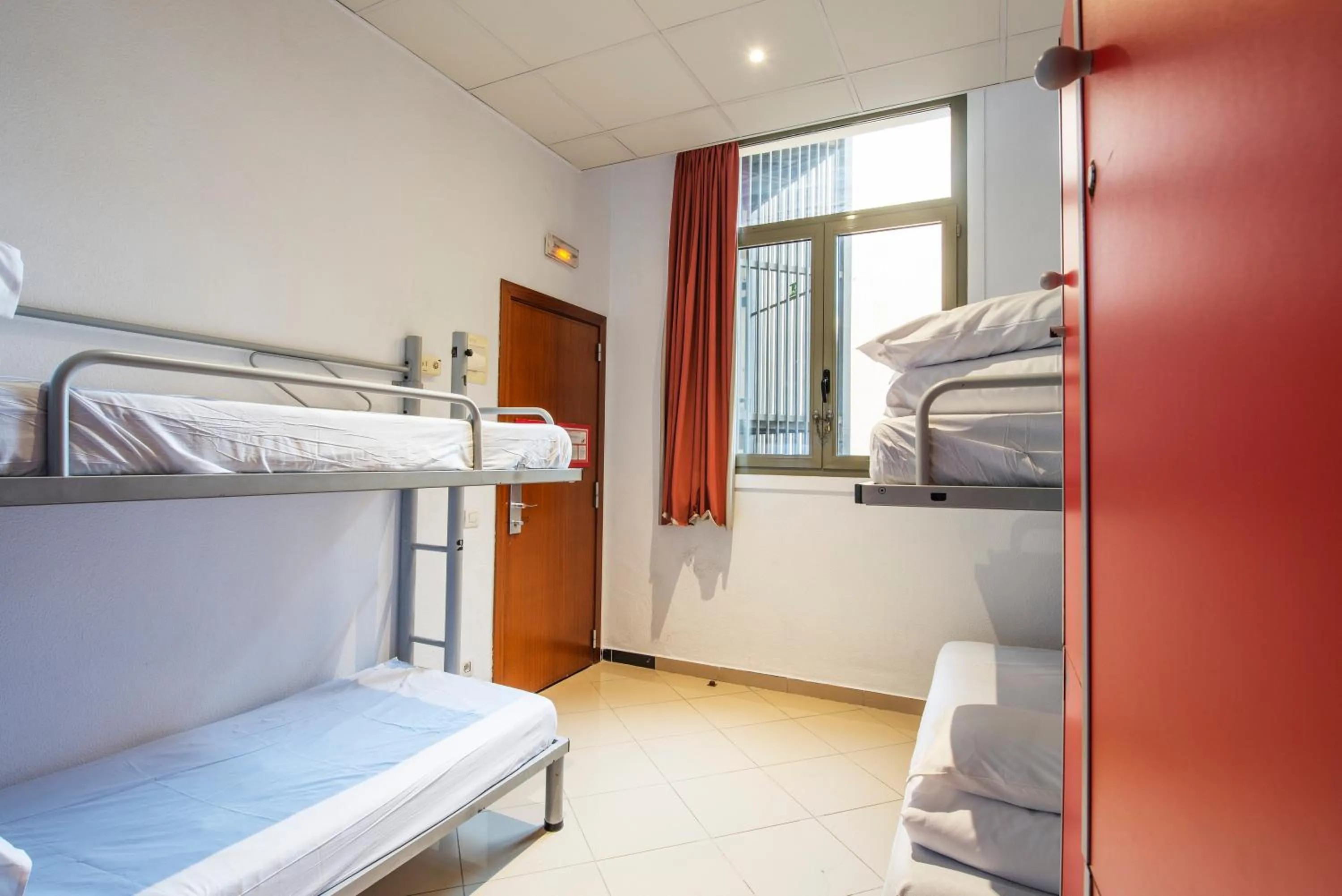 bunk bed, Bed in Safestay Barcelona Passeig de Gràcia