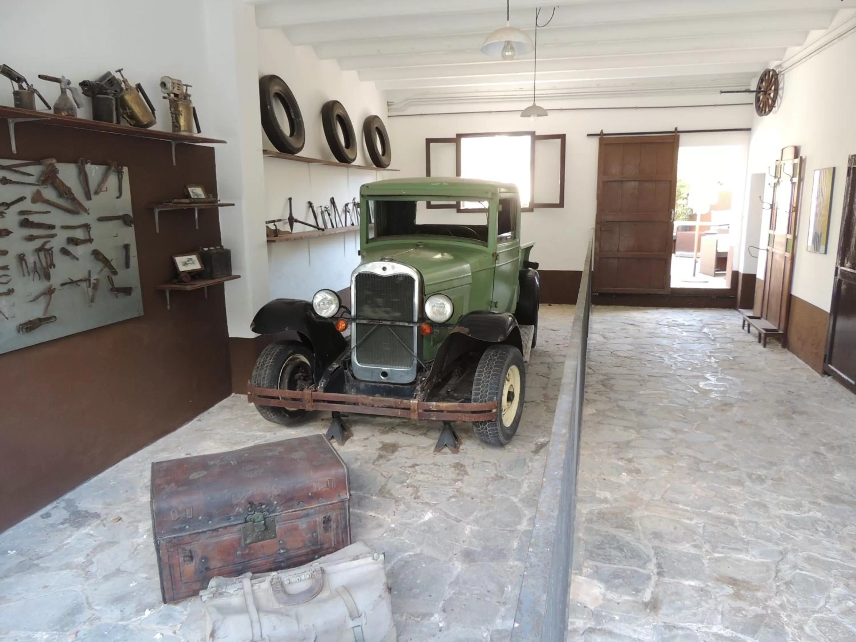 Facade/entrance in loftOtel canet
