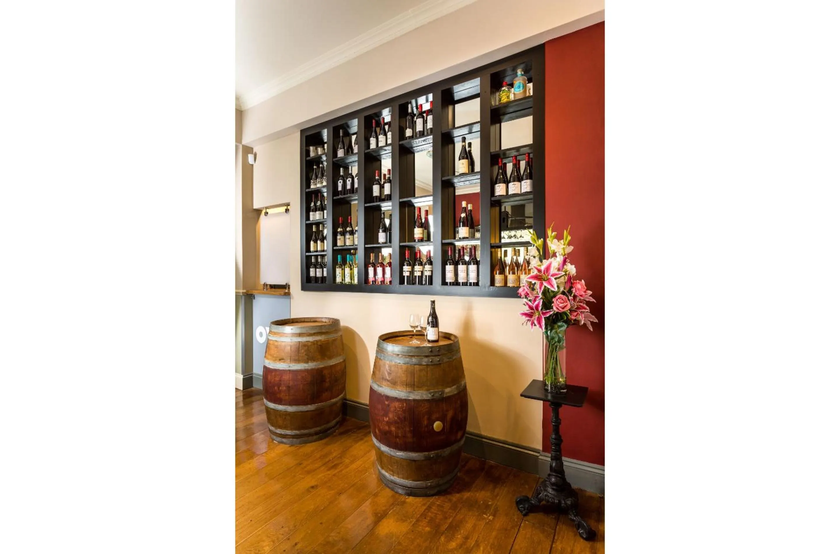 Lounge or bar in Orestone Manor