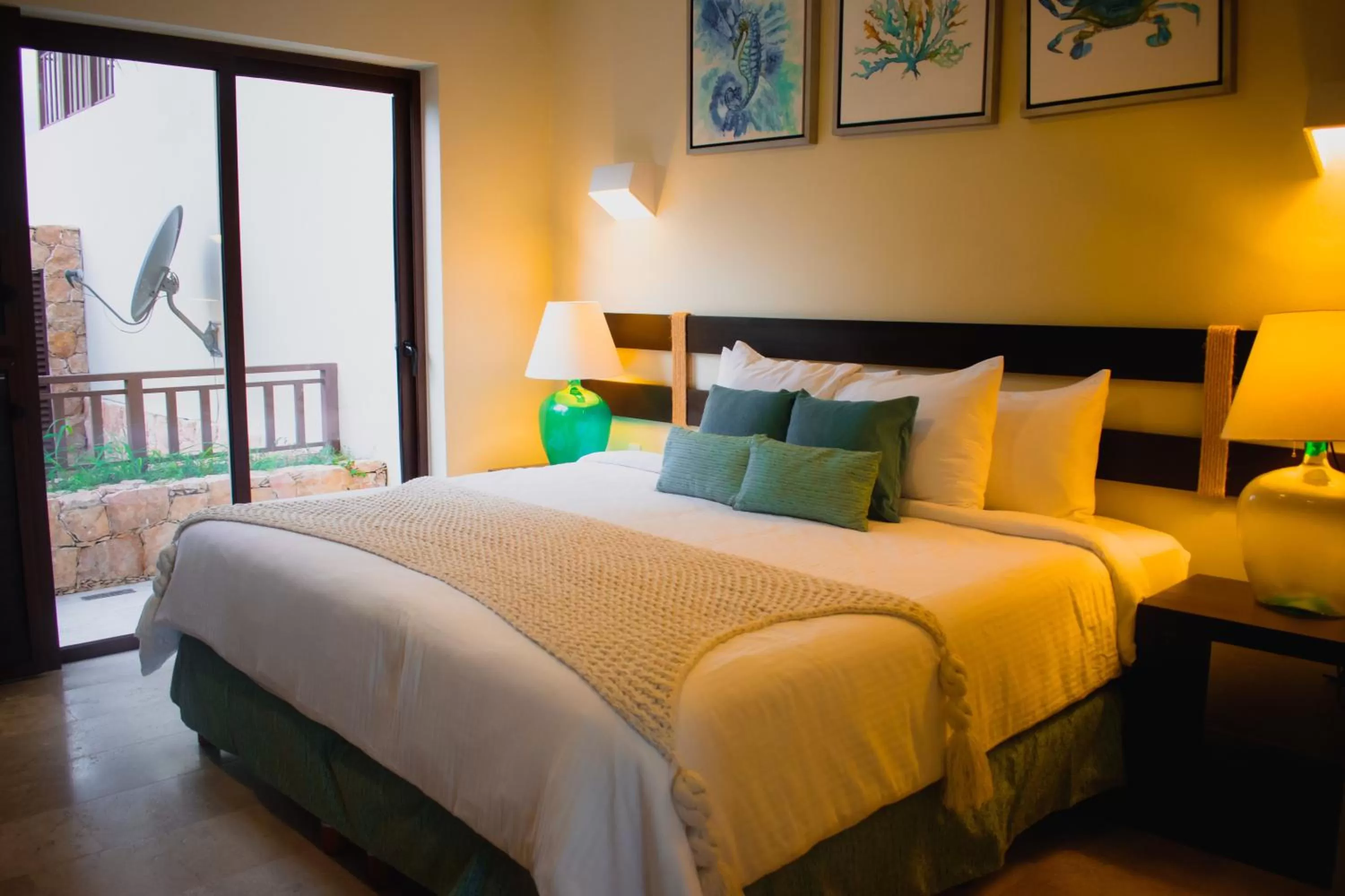 Photo of the whole room, Bed in Villas Grand Marina Kinuh