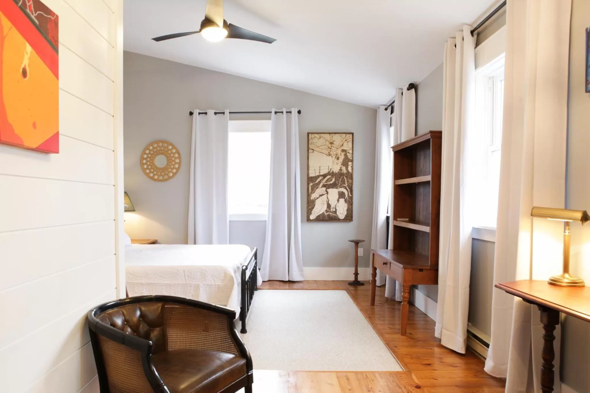 Photo of the whole room, Bed in Jackson's Falls Country Inn