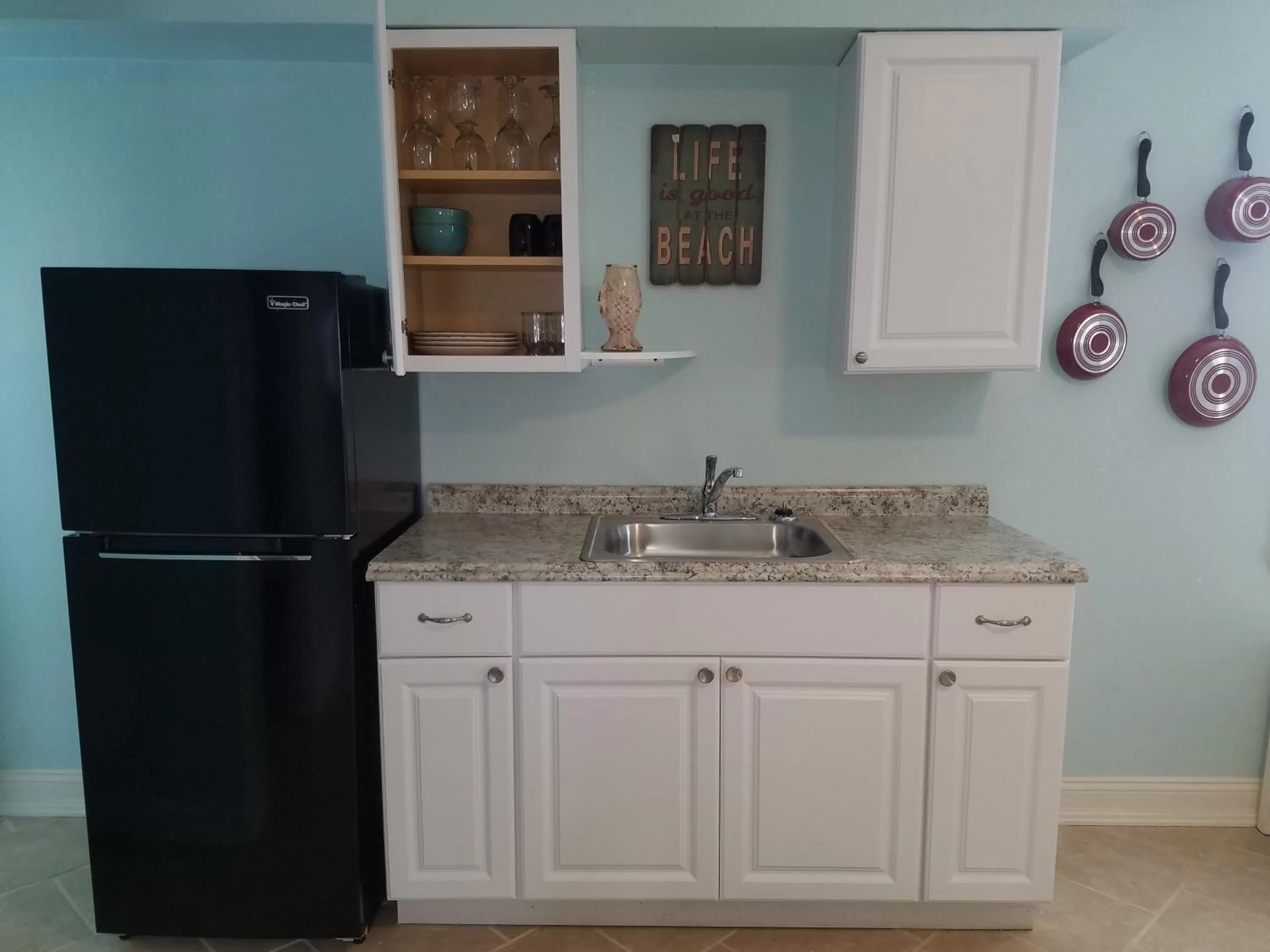 Kitchen or kitchenette in Pierhouse Bed & Breakfast