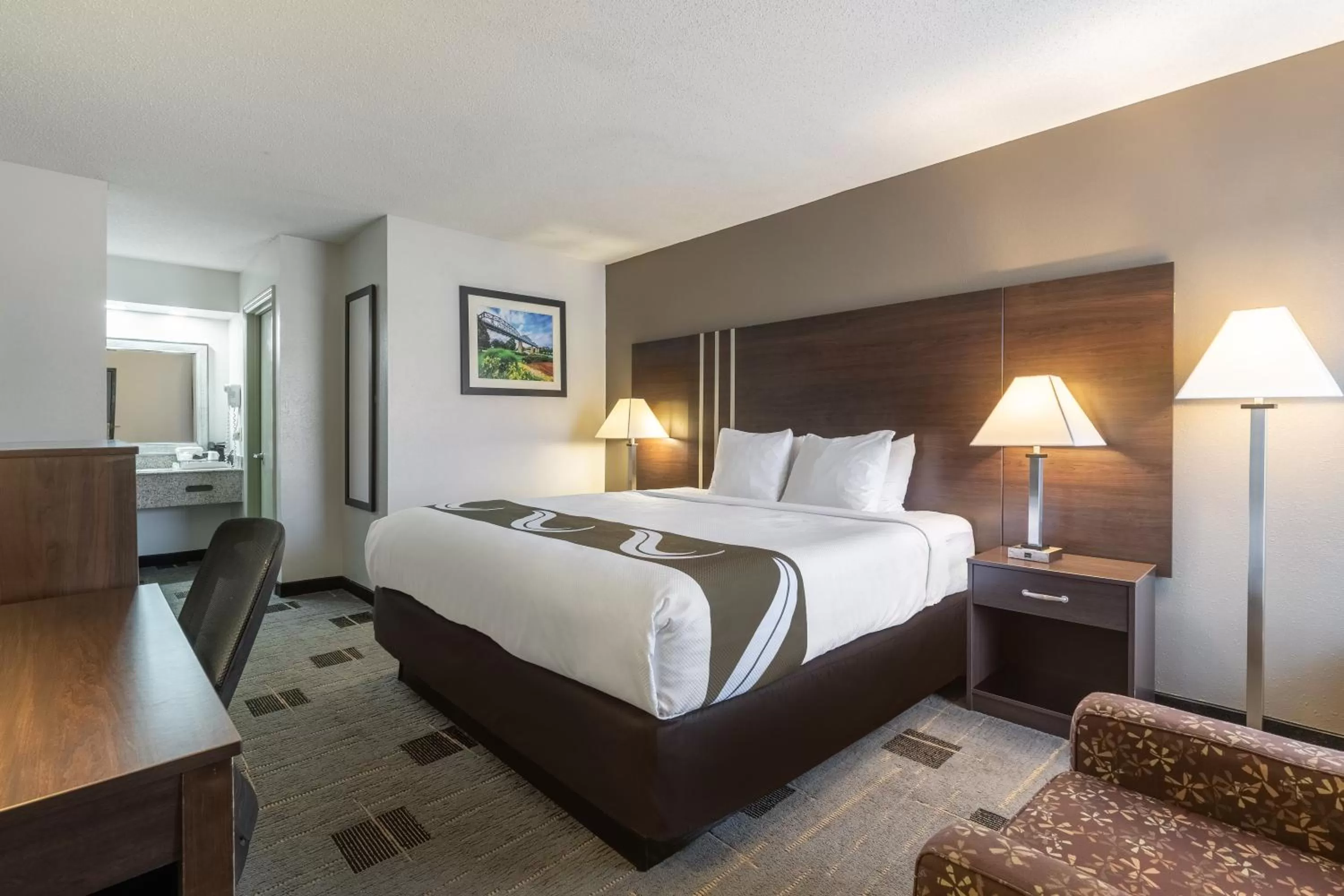 Bed in Quality Inn Cleveland North