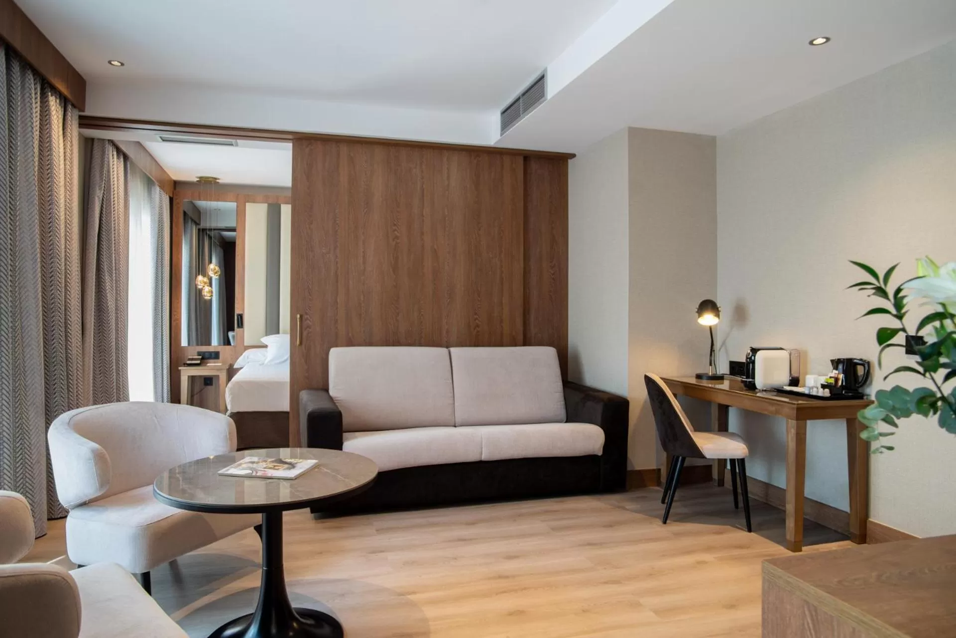 Living room in Hotel Granada Center