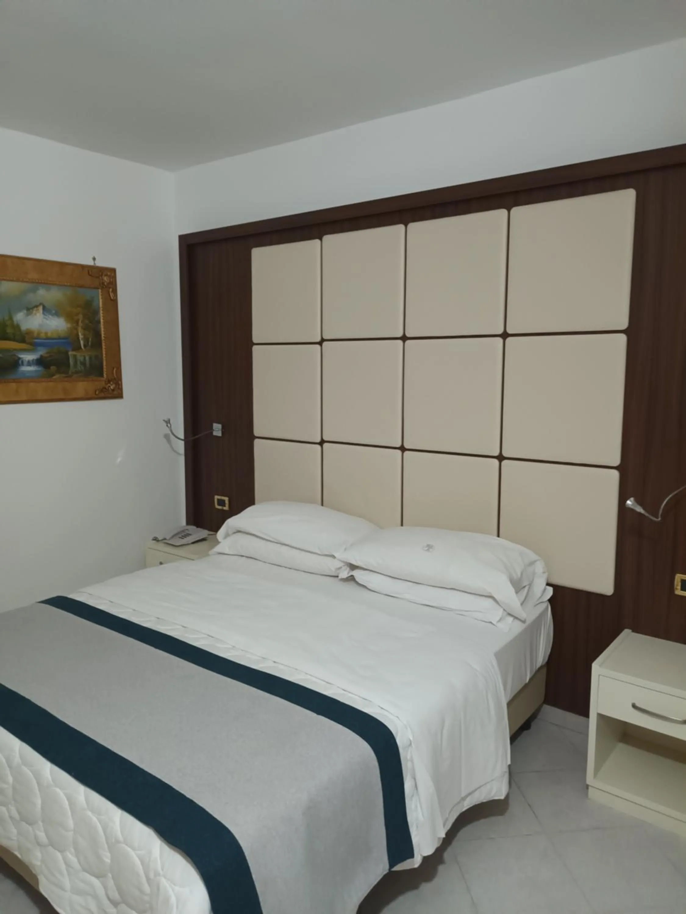 Bed in Hotel Caserta Antica