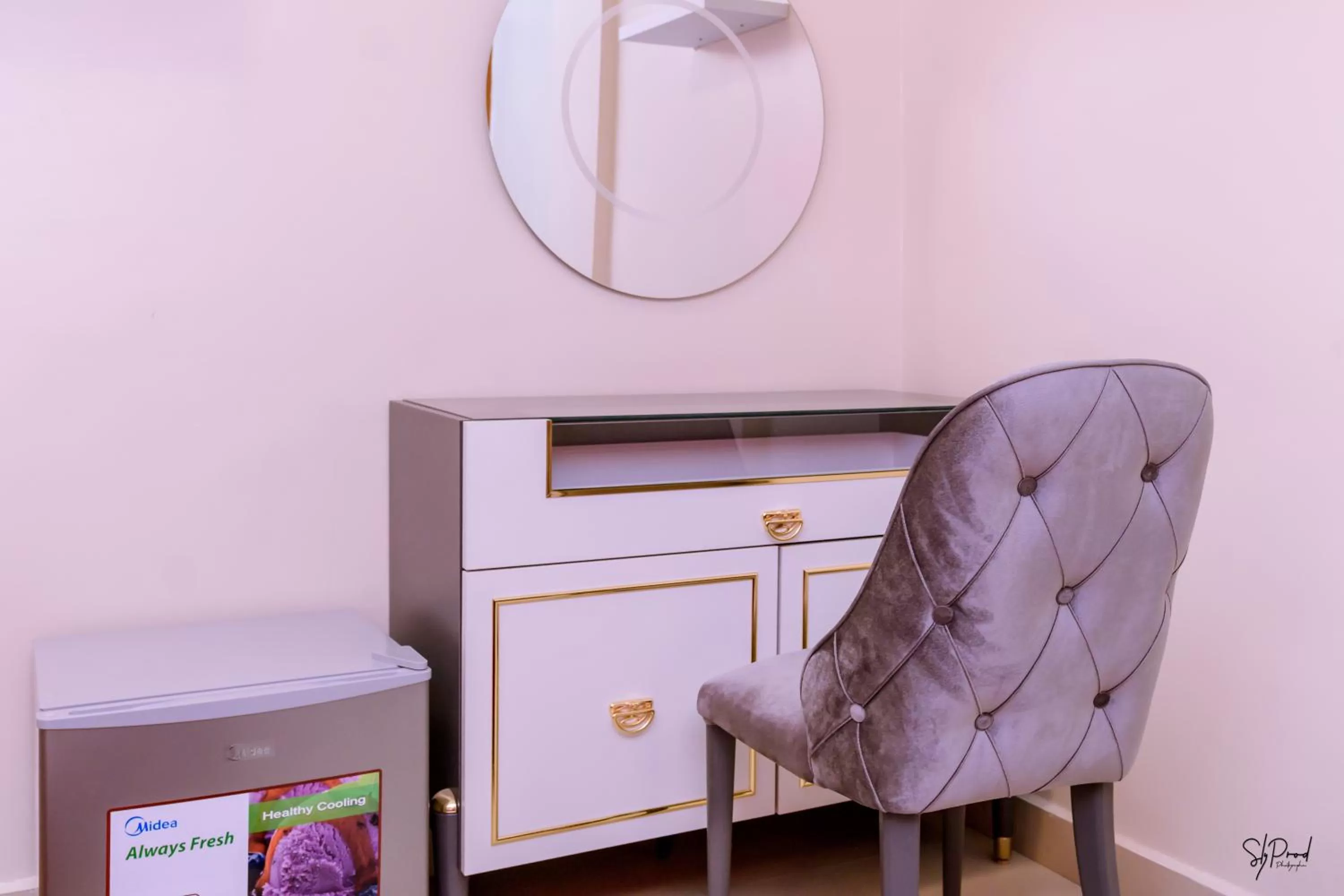 Bedroom in Hôtel La Principauté Douala Bonapriso