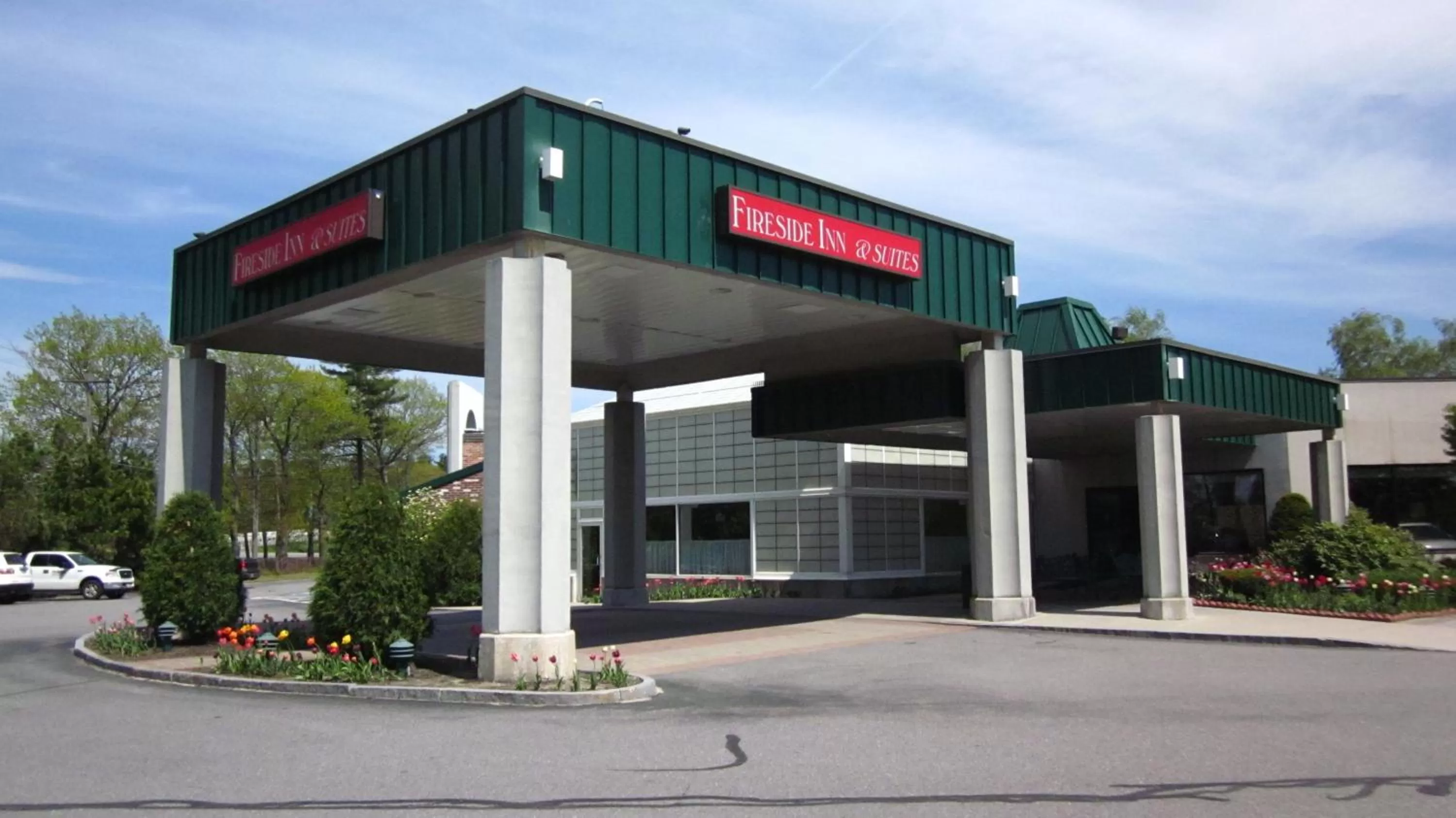 Property building in Fireside Inn & Suites Portland