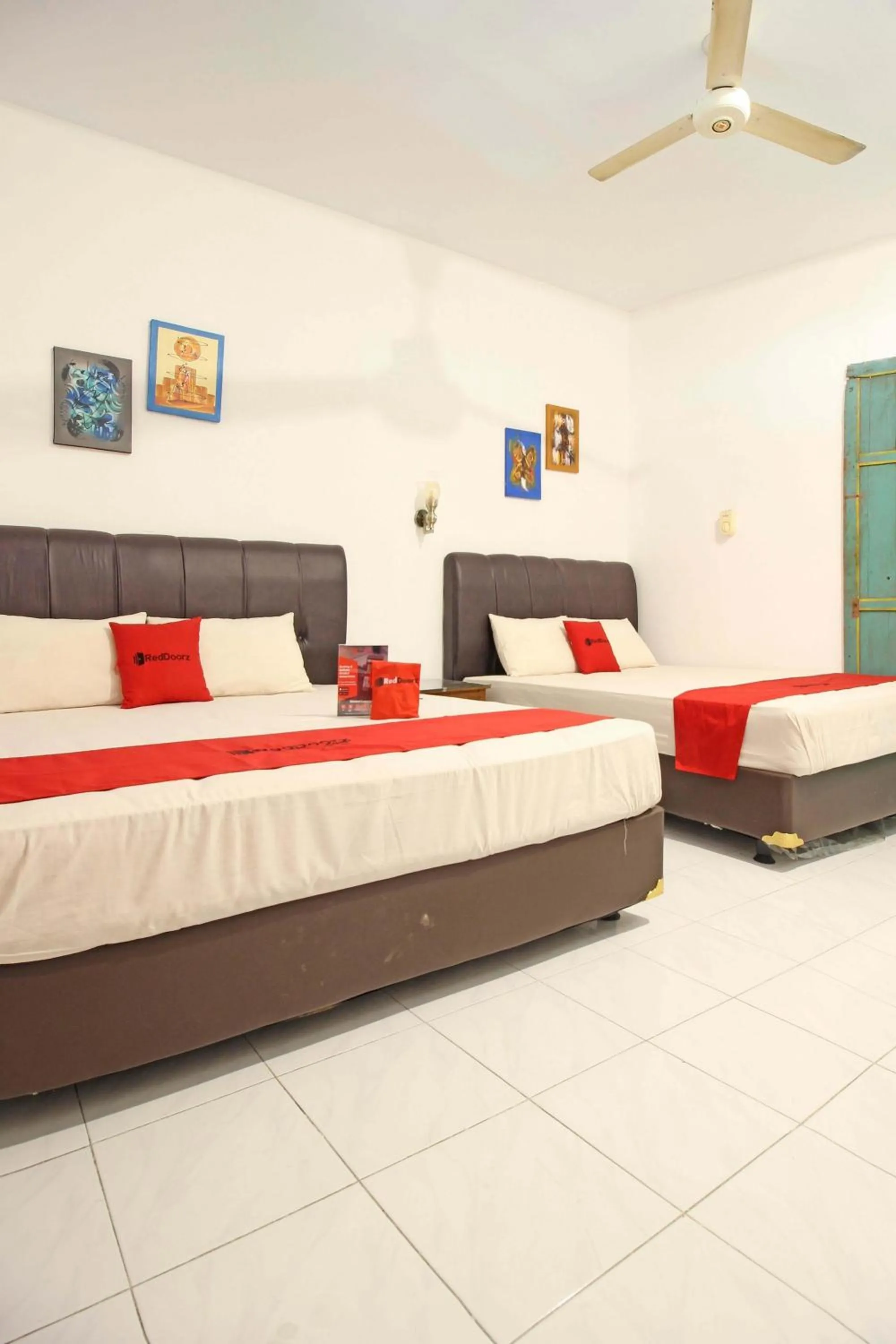 Bed in RedDoorz near Pojok Beteng Prawirotaman