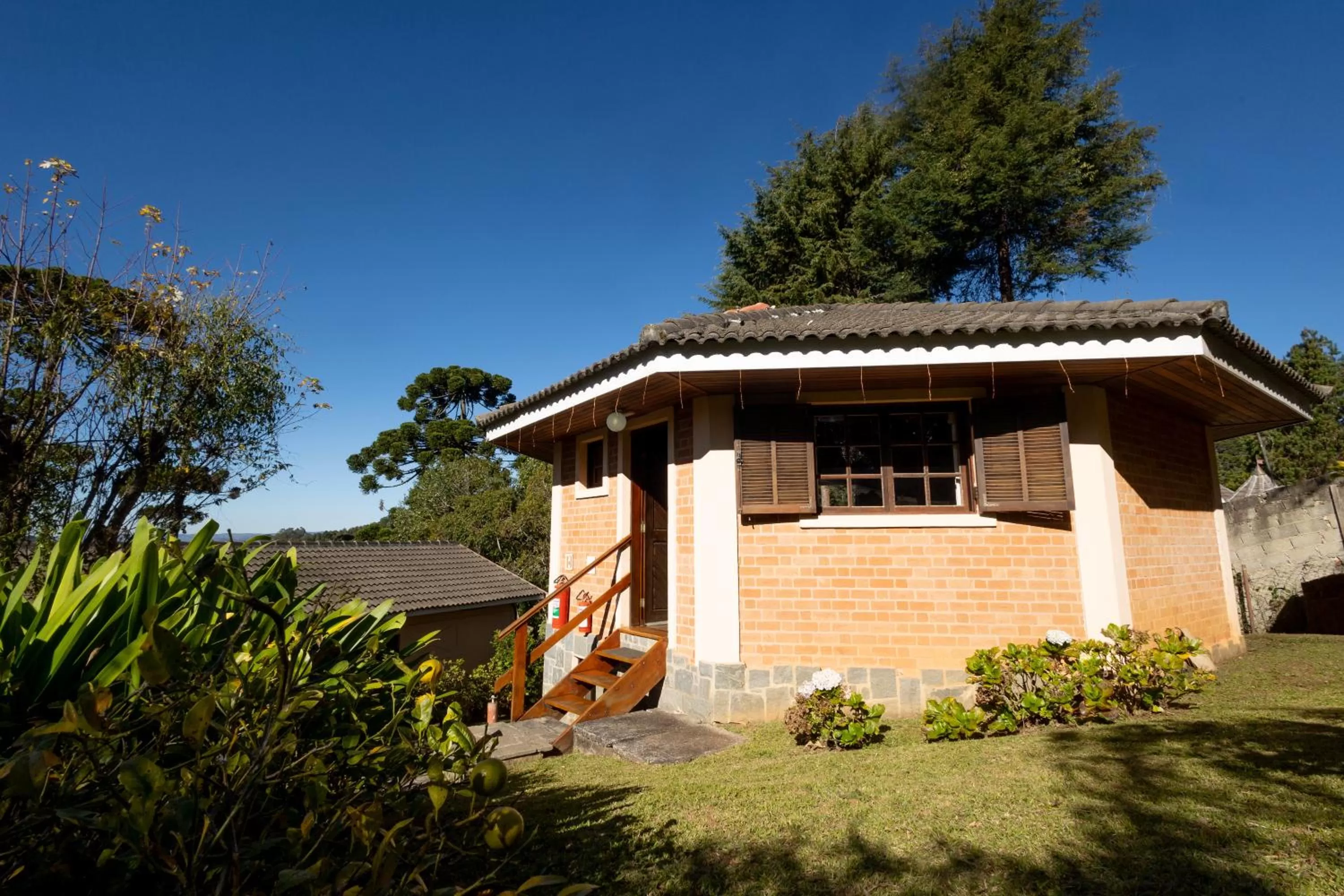 Property Building in Chalés 3 Pinheiros