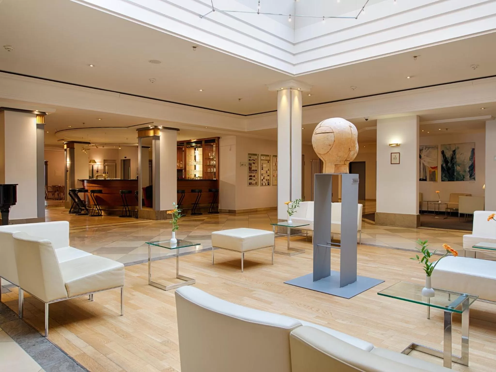 Lobby or reception in Hotel Kaiserin Augusta