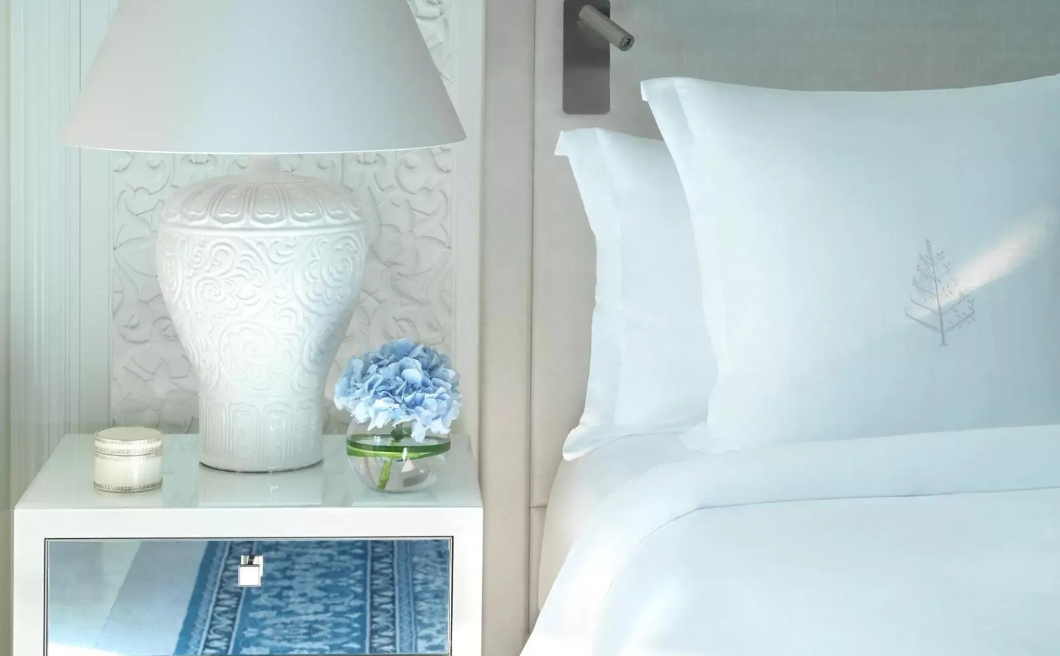 Premier Twin Room in Four Seasons Hotel Doha Premier Twin Room in Four Seasons Hotel Doha