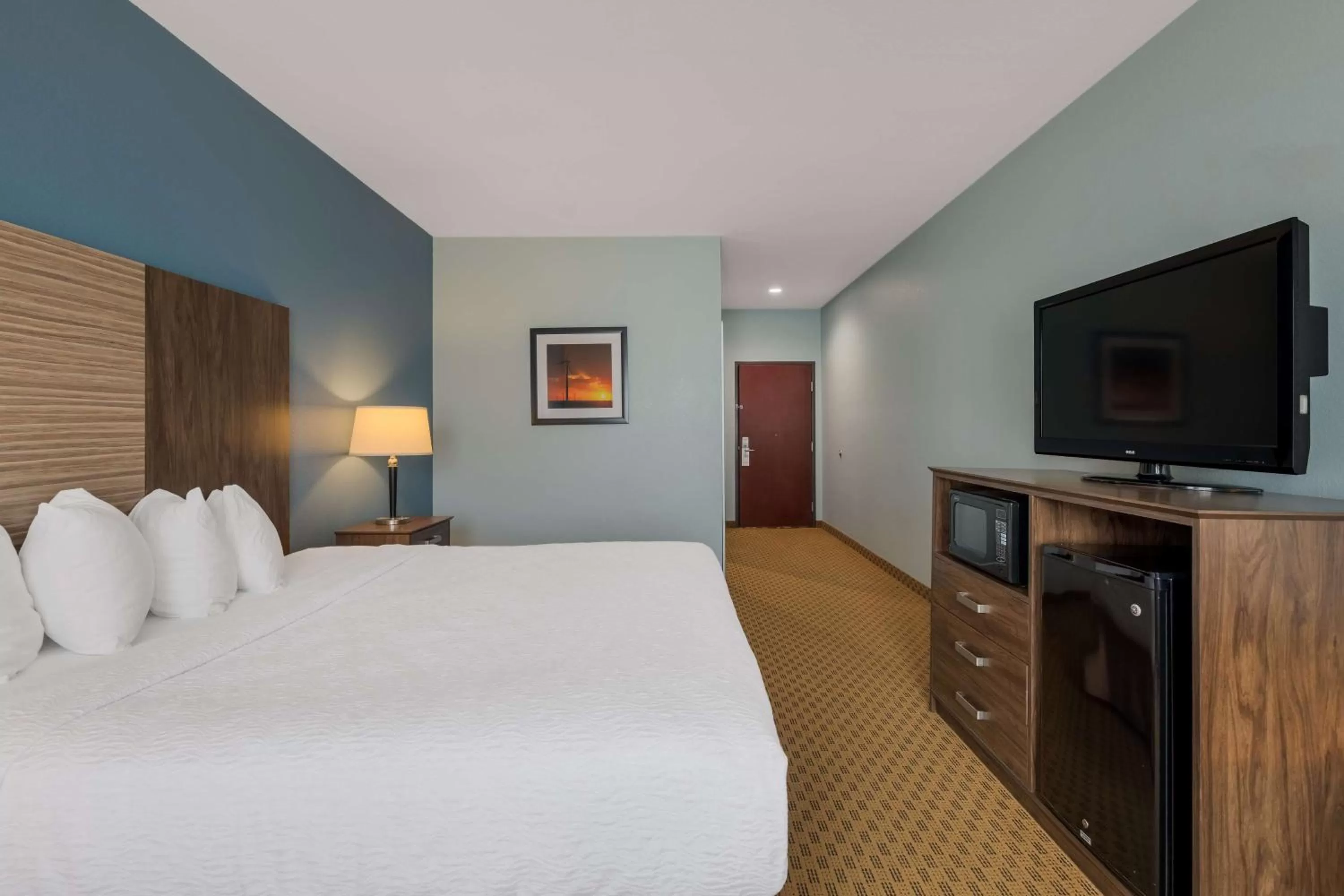 Bedroom, Bed in Best Western South Plains Inn & Suites