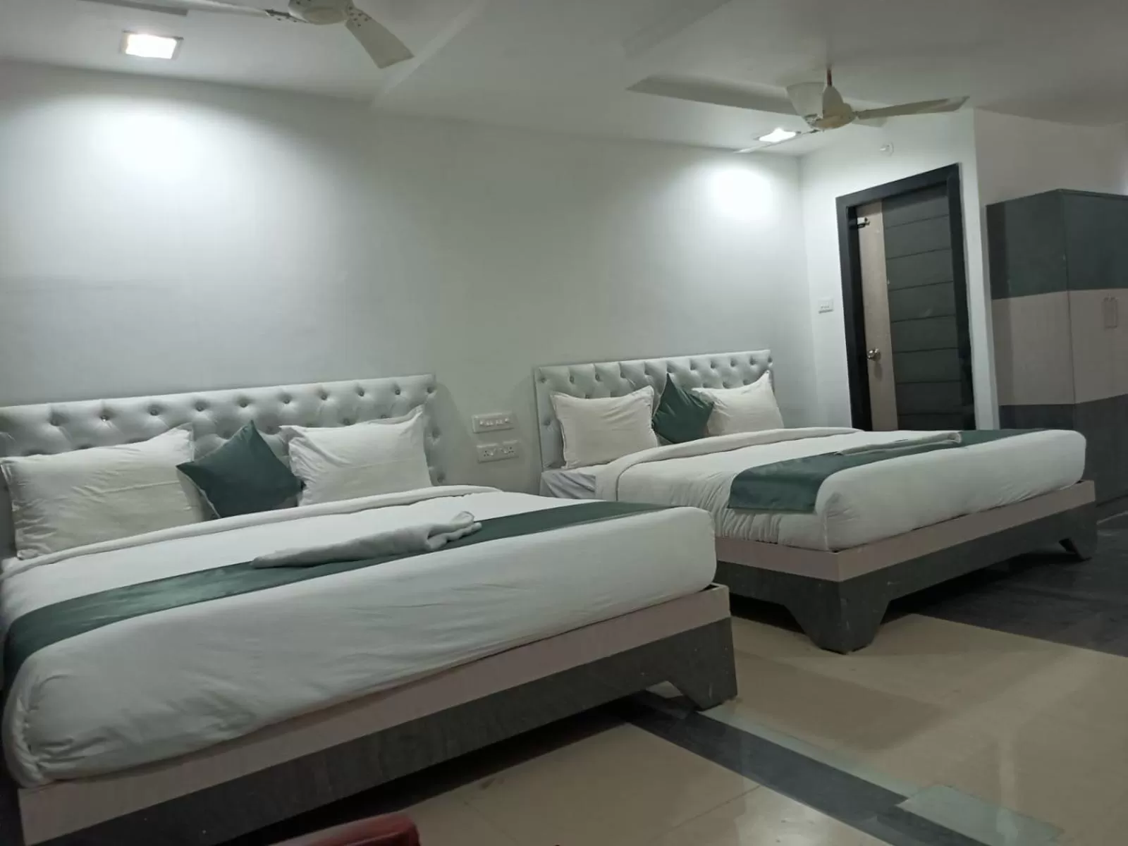 Bedroom, Bed in HOTEL BLUE MOON