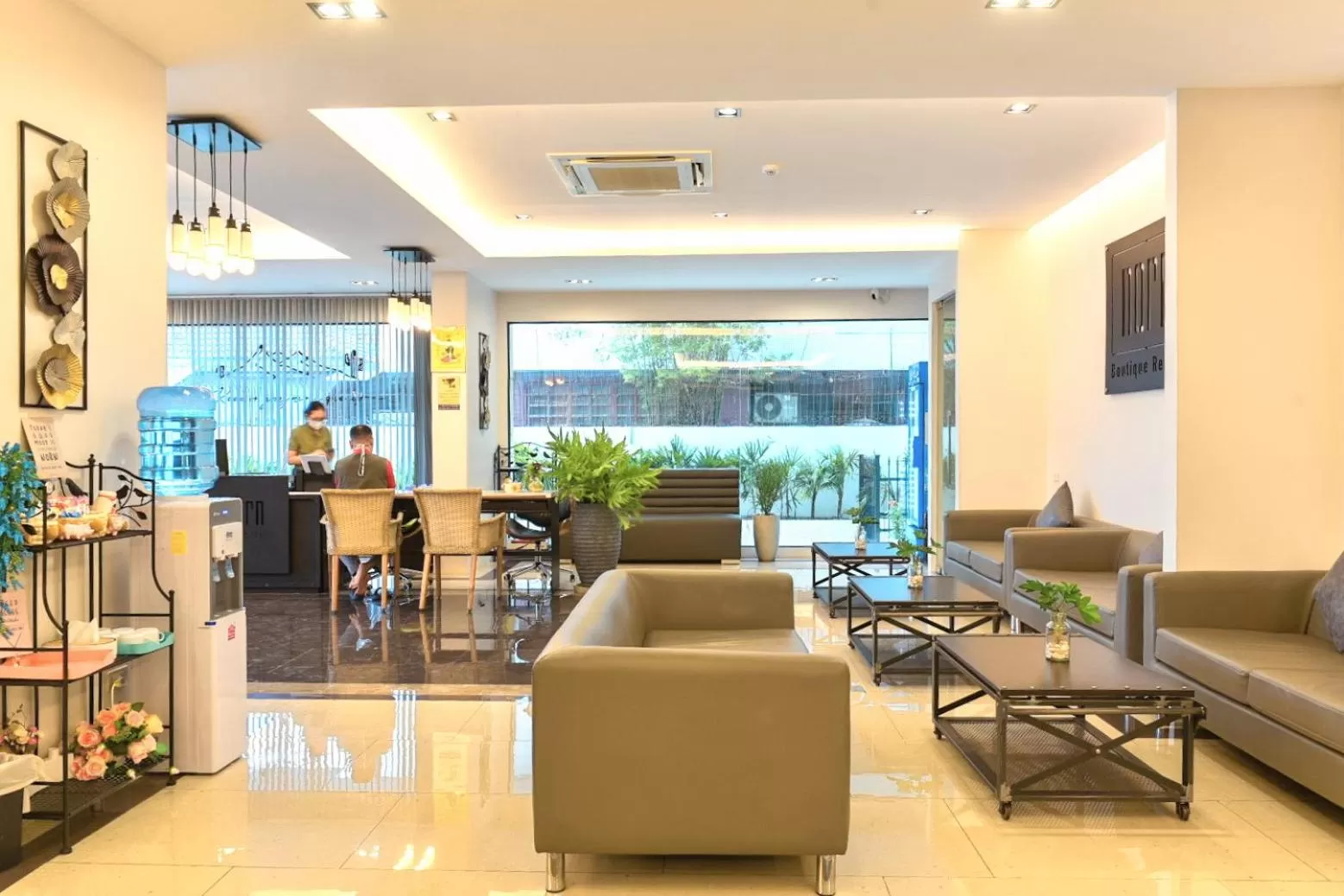 Lobby or reception in NORN Rimklong Bangkok Hotel