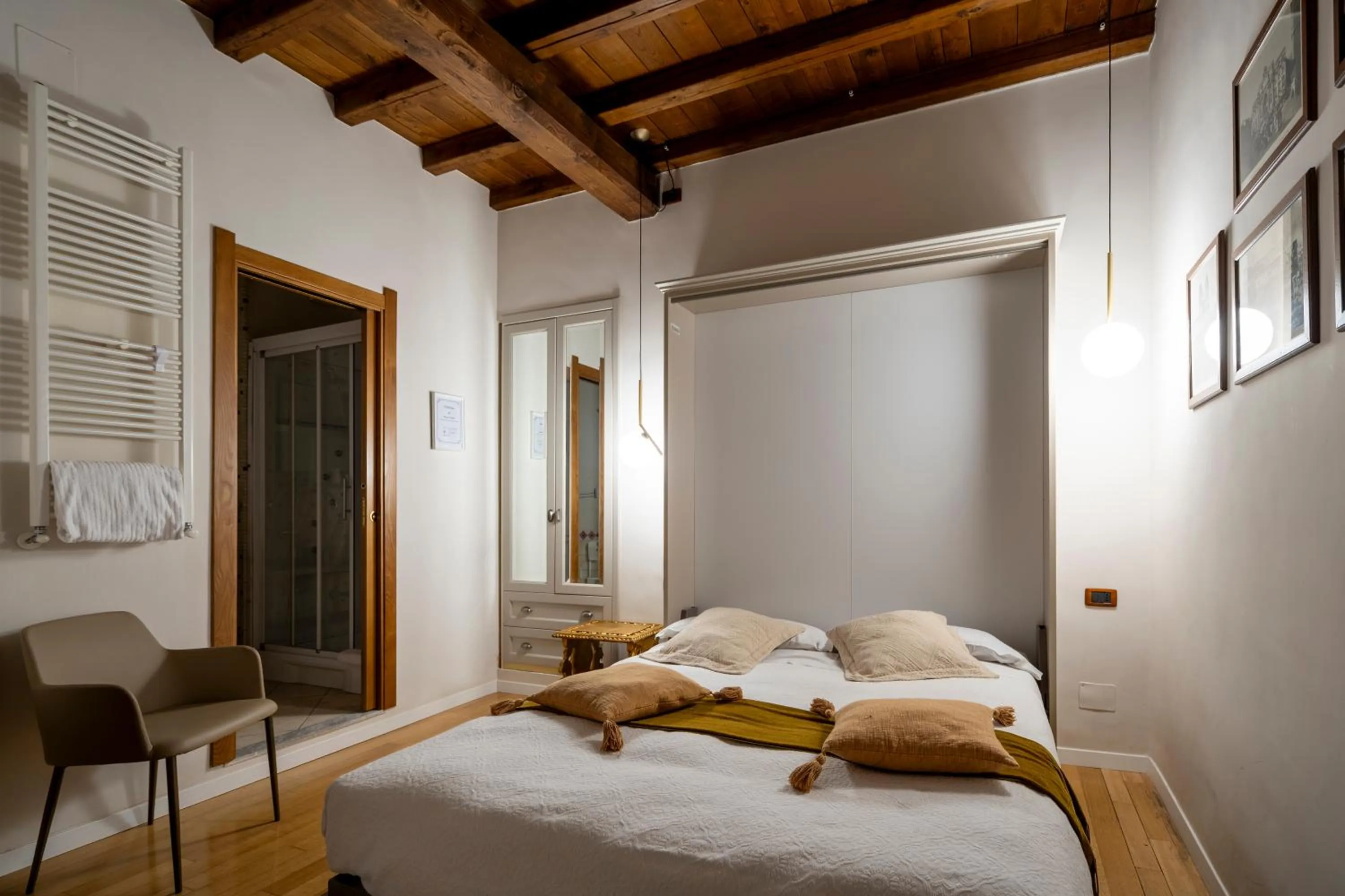 Bed in Condotti Rooms