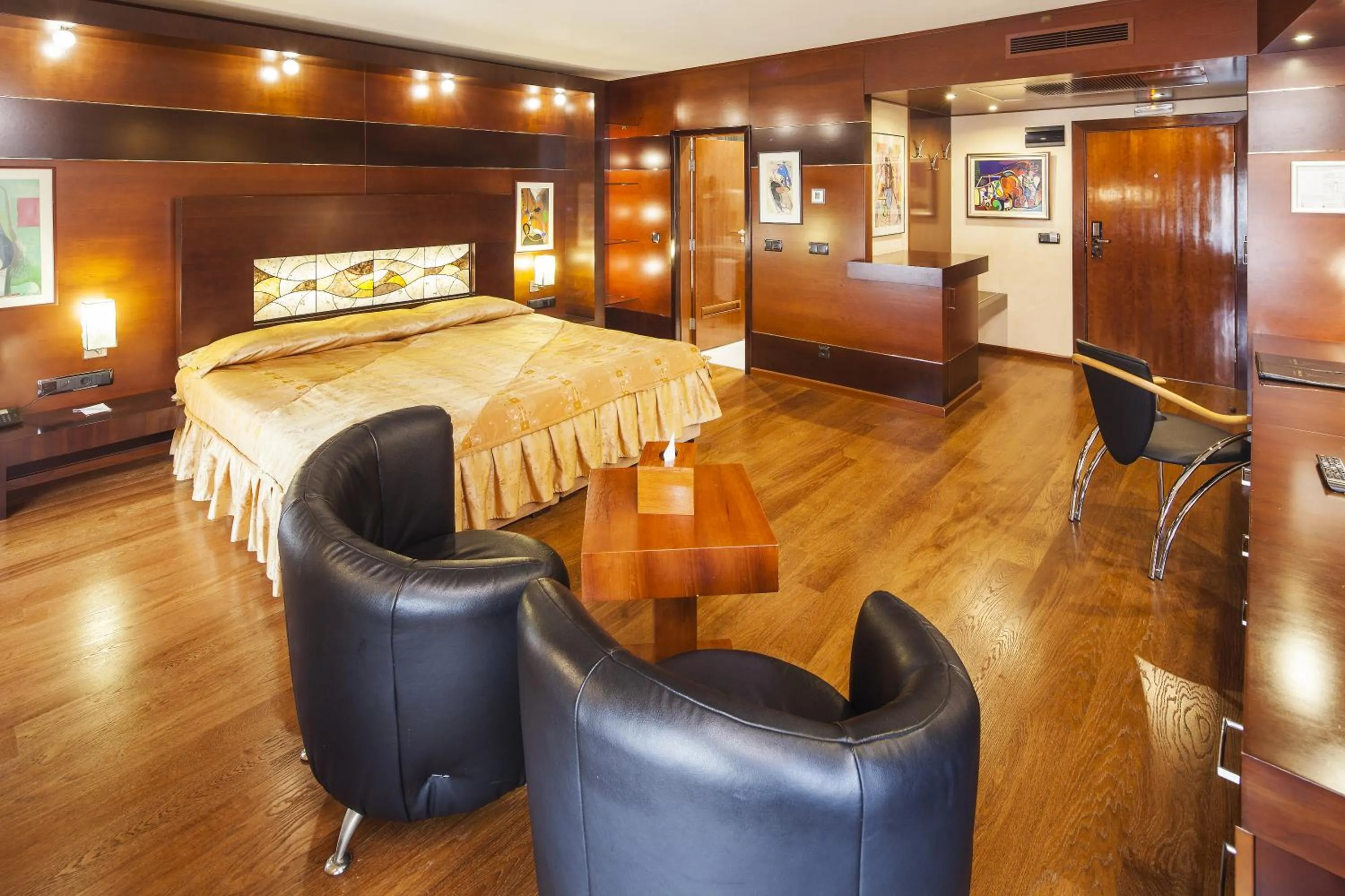 Photo of the whole room, Bed in Hotel Anel