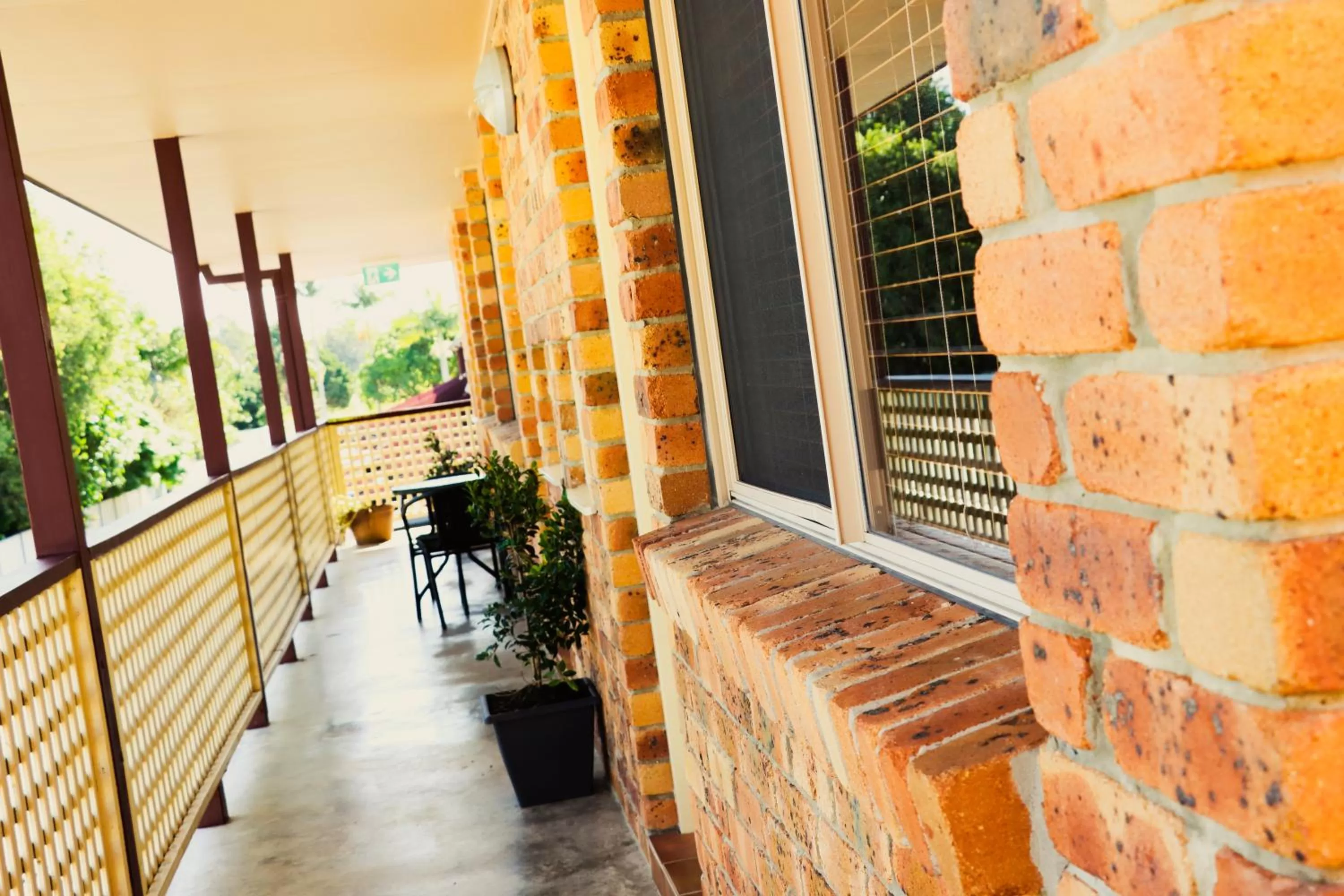 Kennedy Drive Boutique Motel - Close To City Centre & Airport