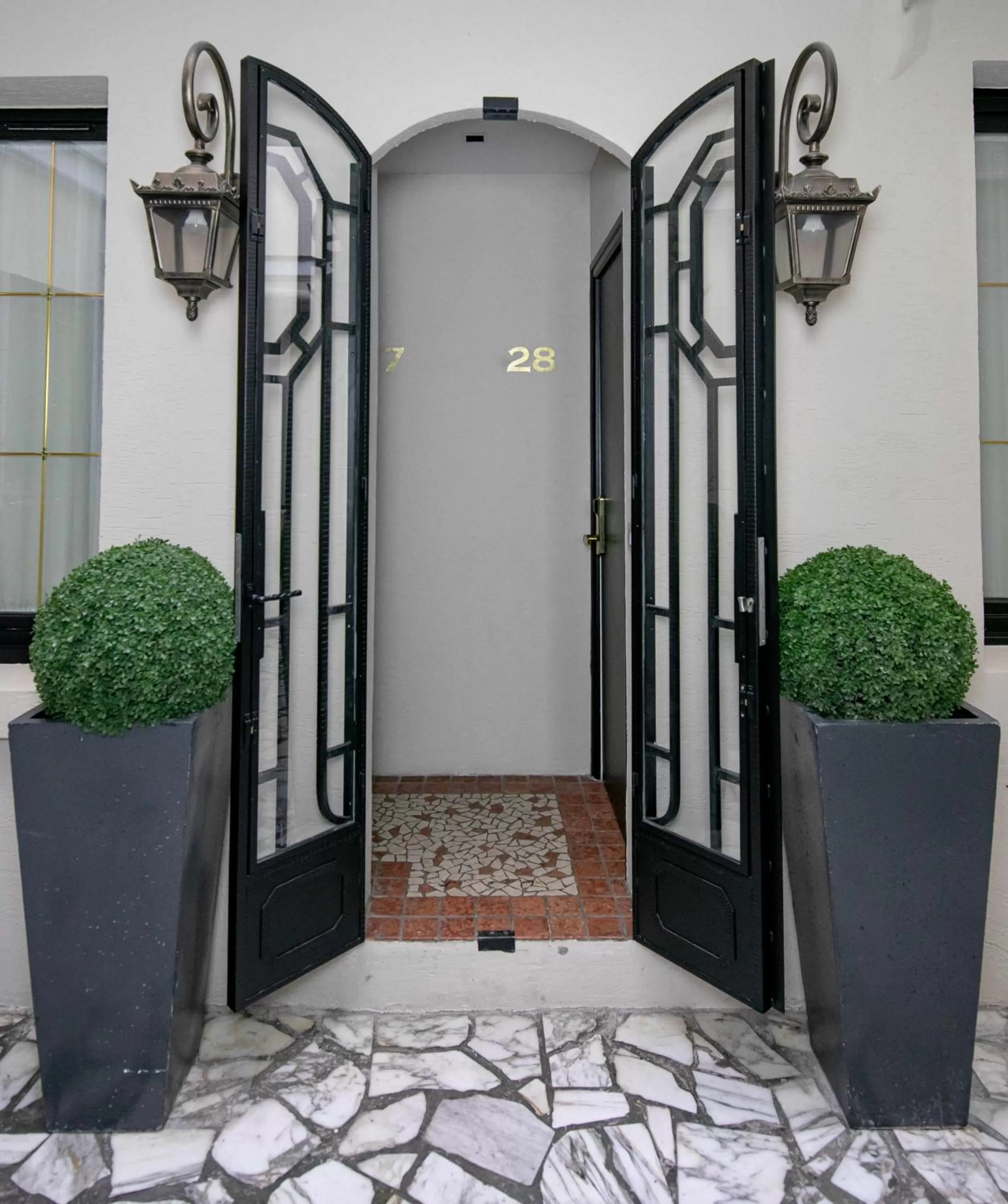 Facade/entrance in Hôtel Eiffel Rive Gauche