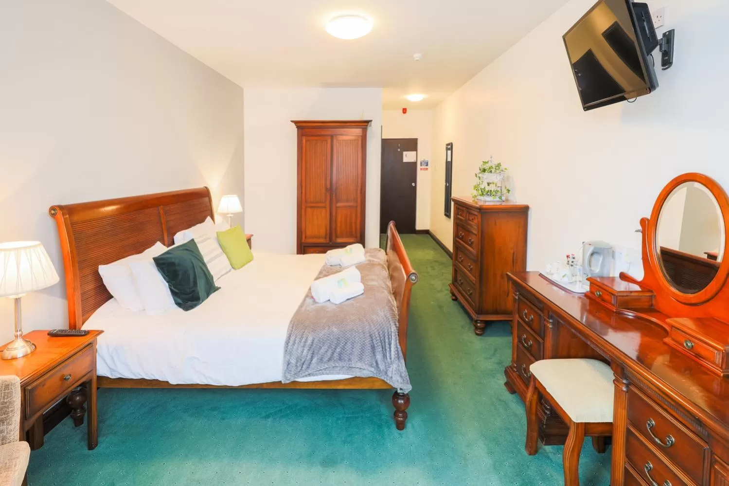 Bed in The Clee Hotel - Cleethorpes, Grimsby, Lincolnshire