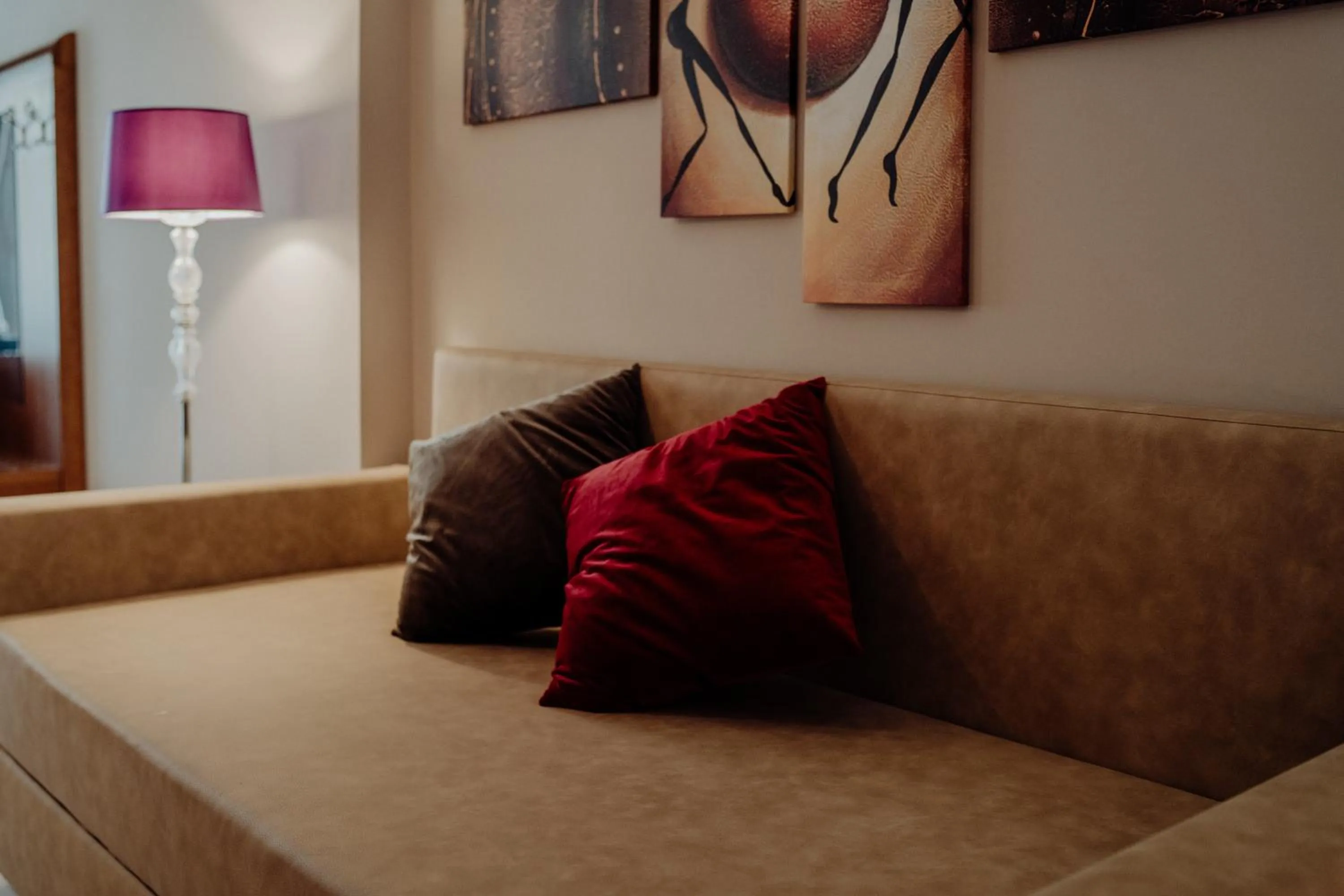 Decorative detail in Hotel Niagara