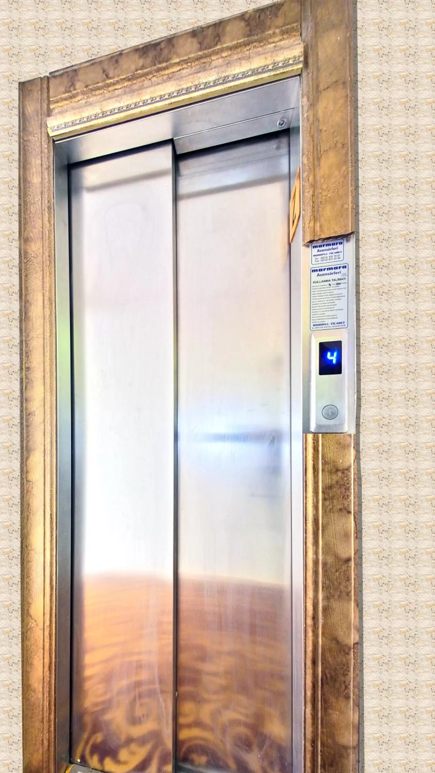 Decorative detail in The Queen Hotel