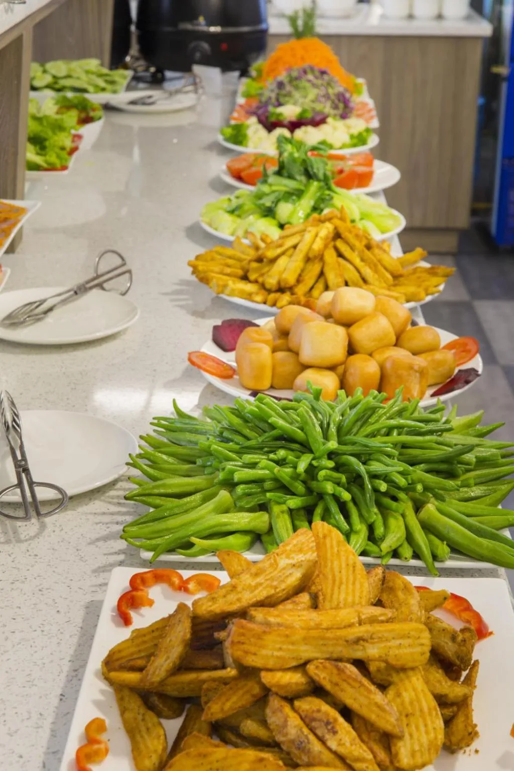 Food and drinks in Maple Leaf Hotel & Apartment