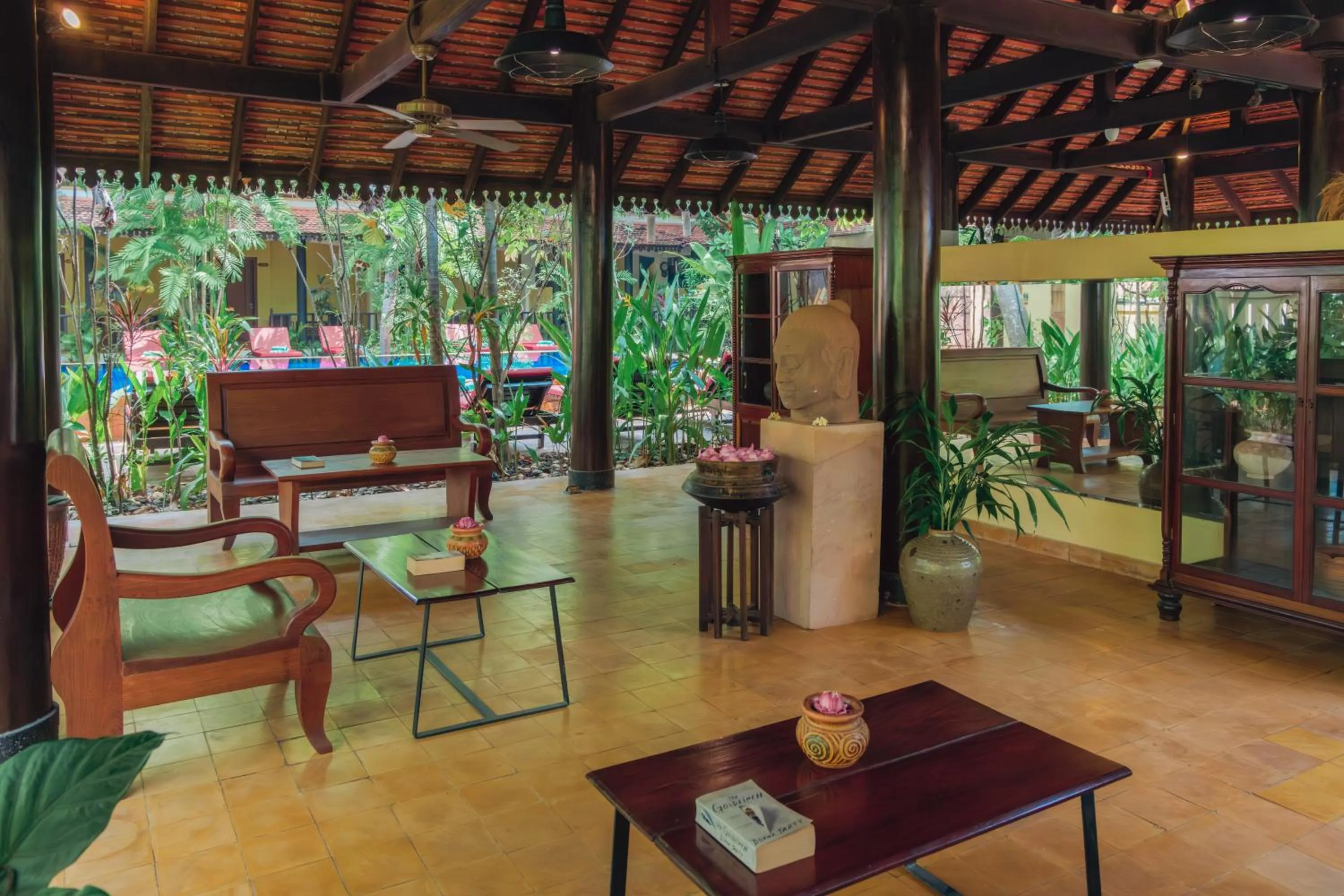 Garden in Pandora Suite D'Angkor