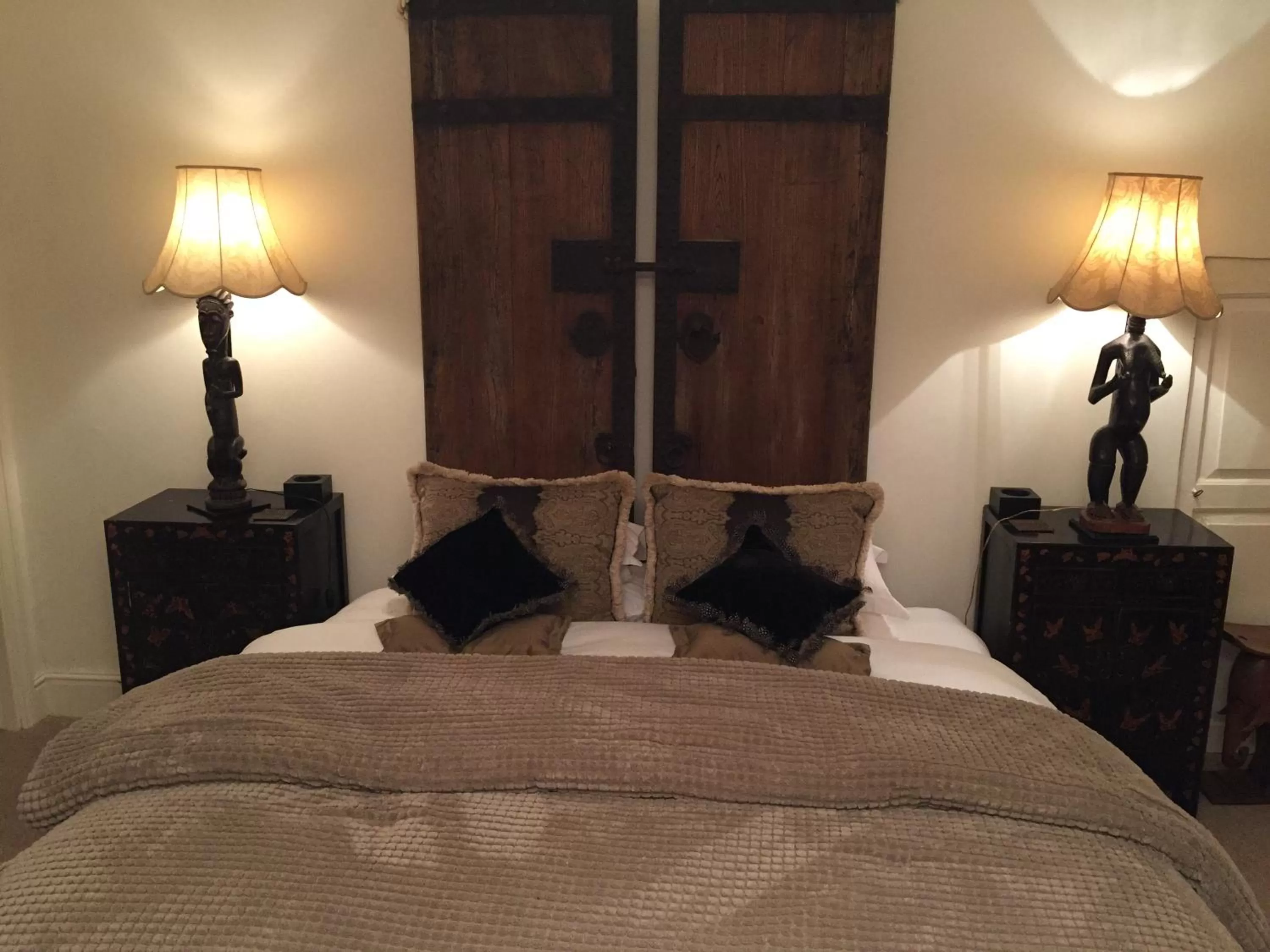 Bed in The Fox and Hounds