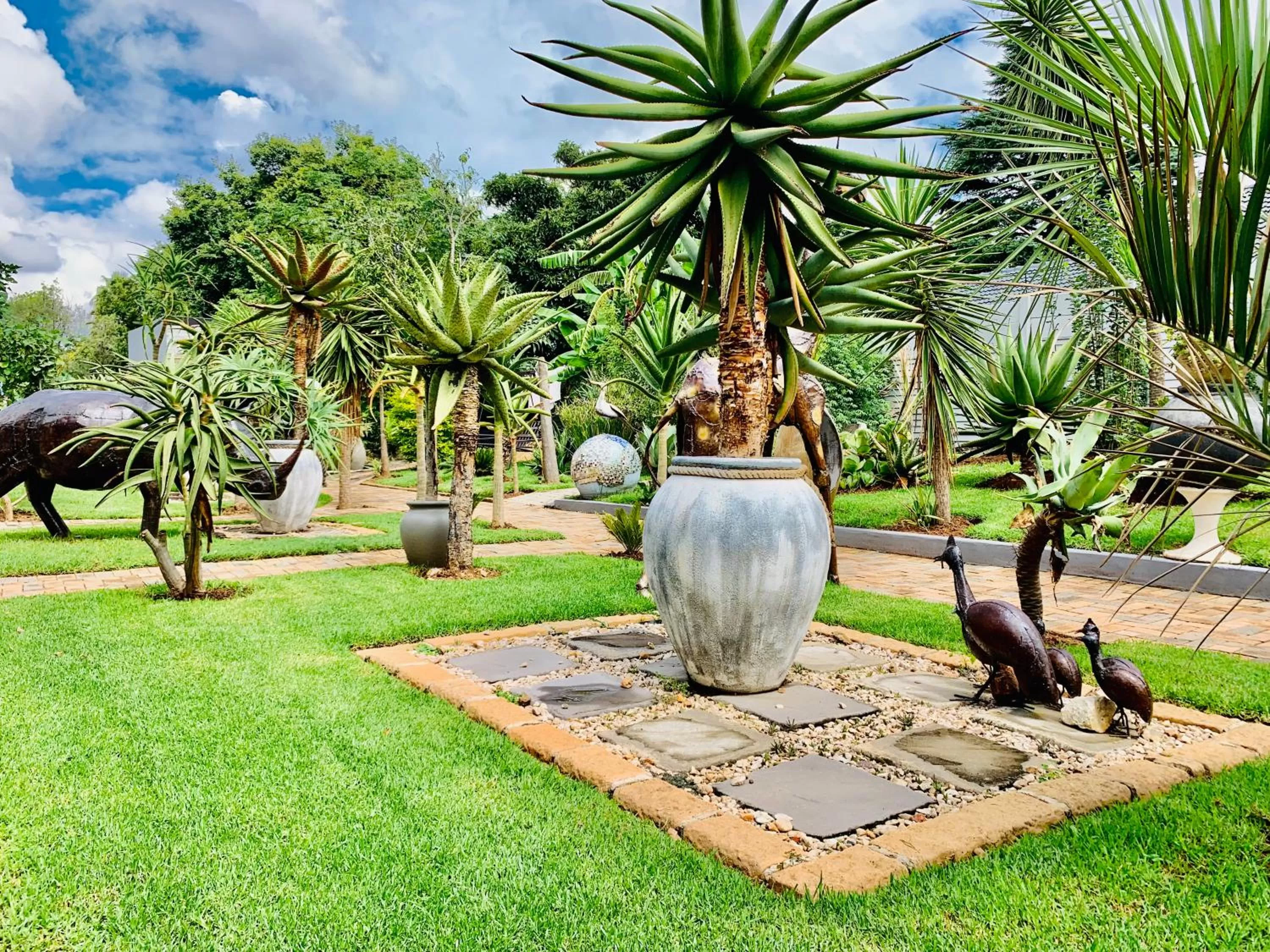 Garden in 24 On Basil Inventive suites