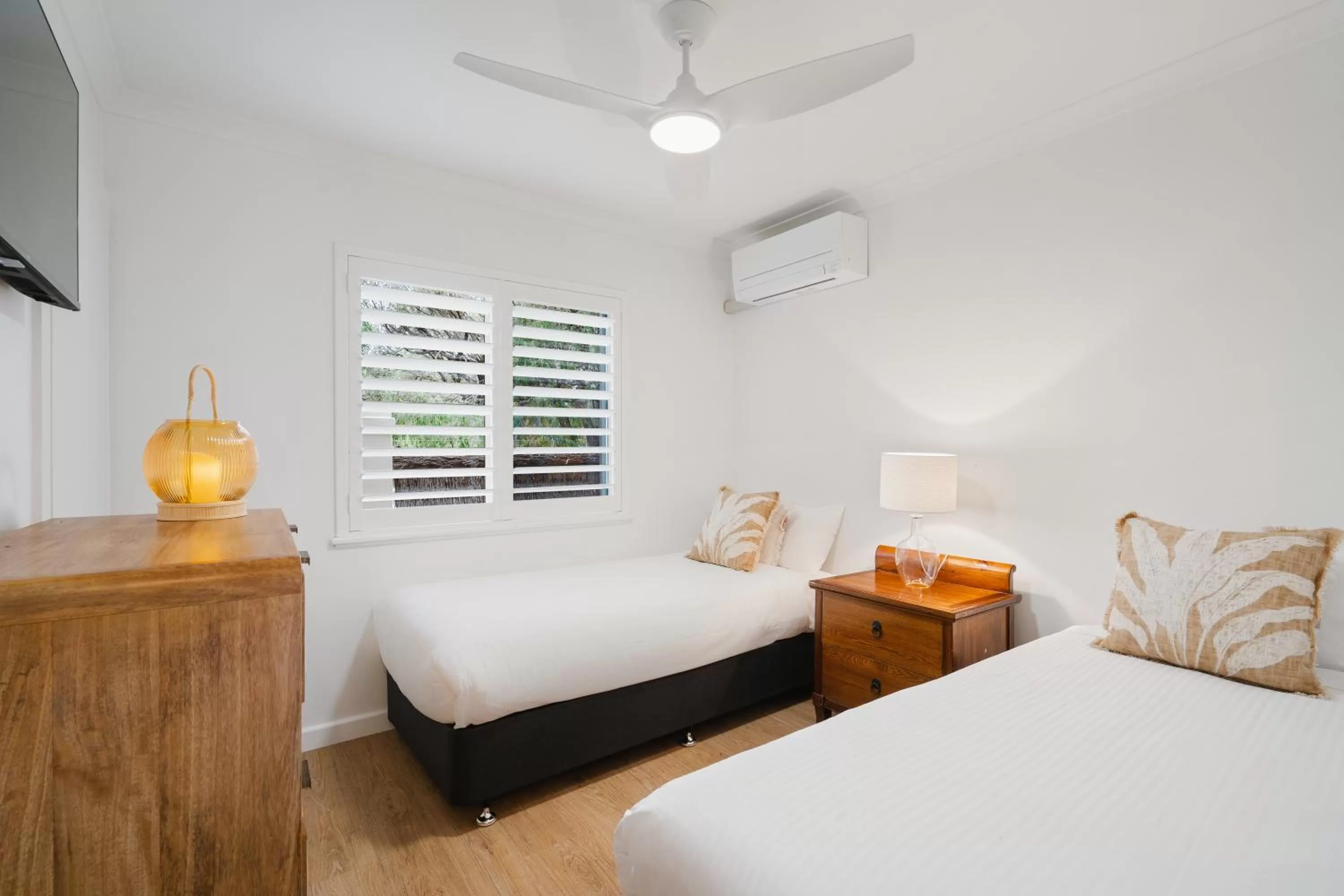 Bed in Bay Village Dunsborough