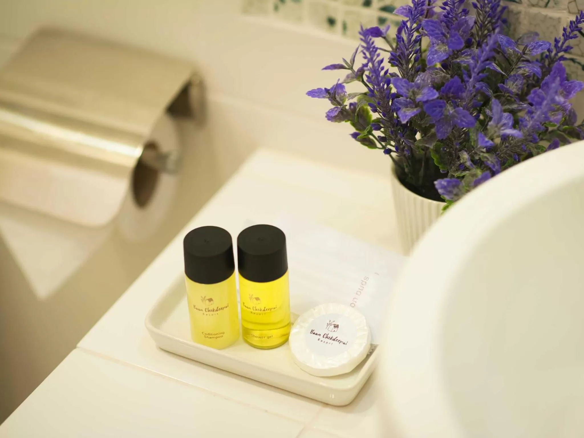 Bathroom in Baan Chokdee Pai Resort