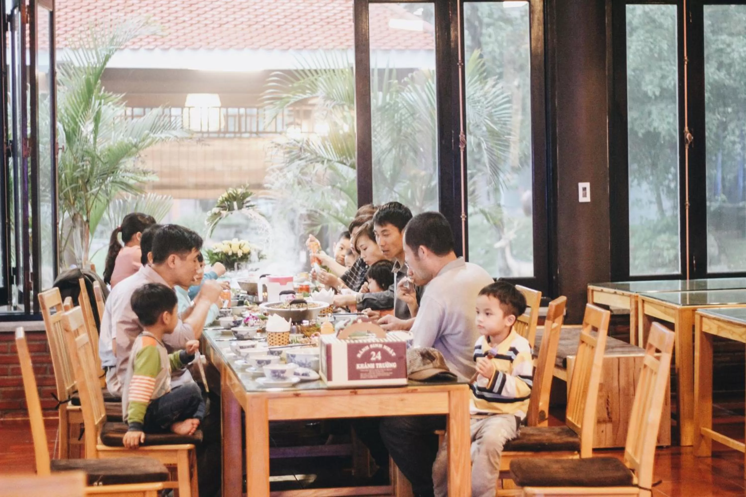 Restaurant/Places to Eat in Mua Caves Ecolodge (Hang Mua)