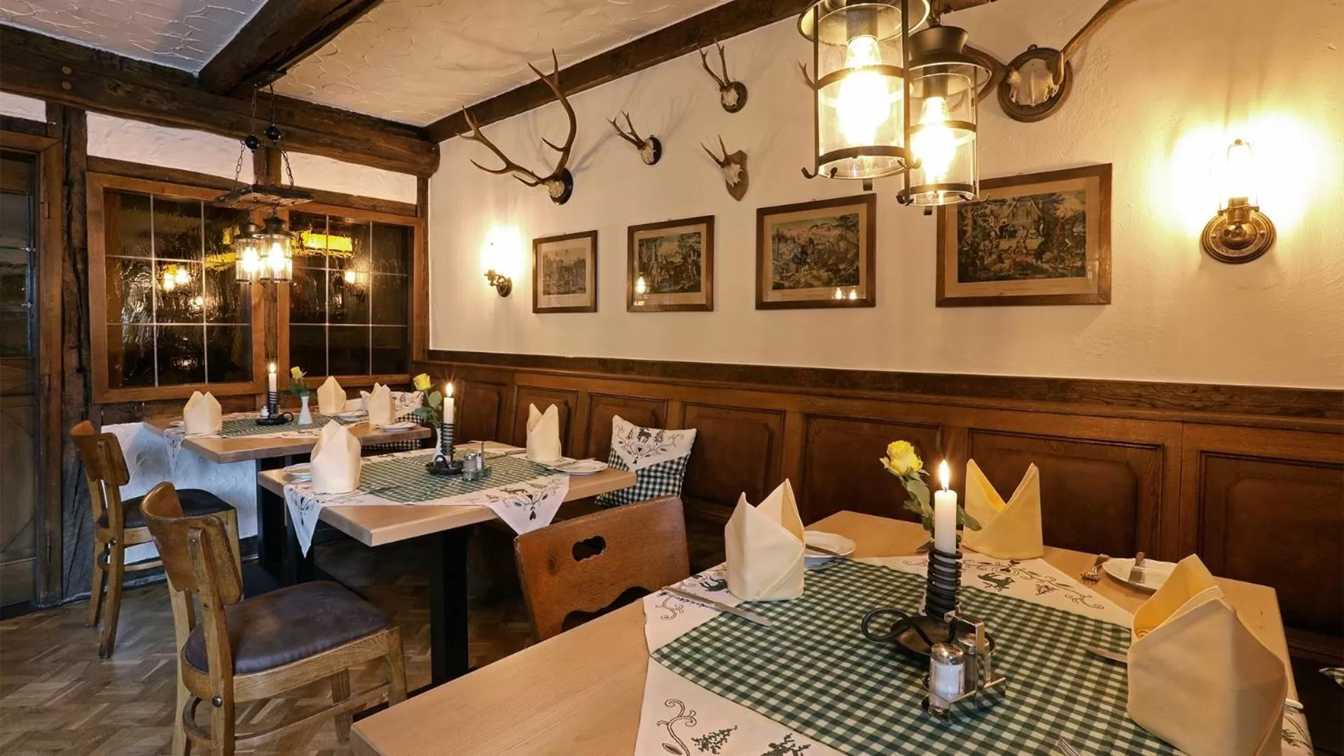 Restaurant/places to eat in Landhotel Albers