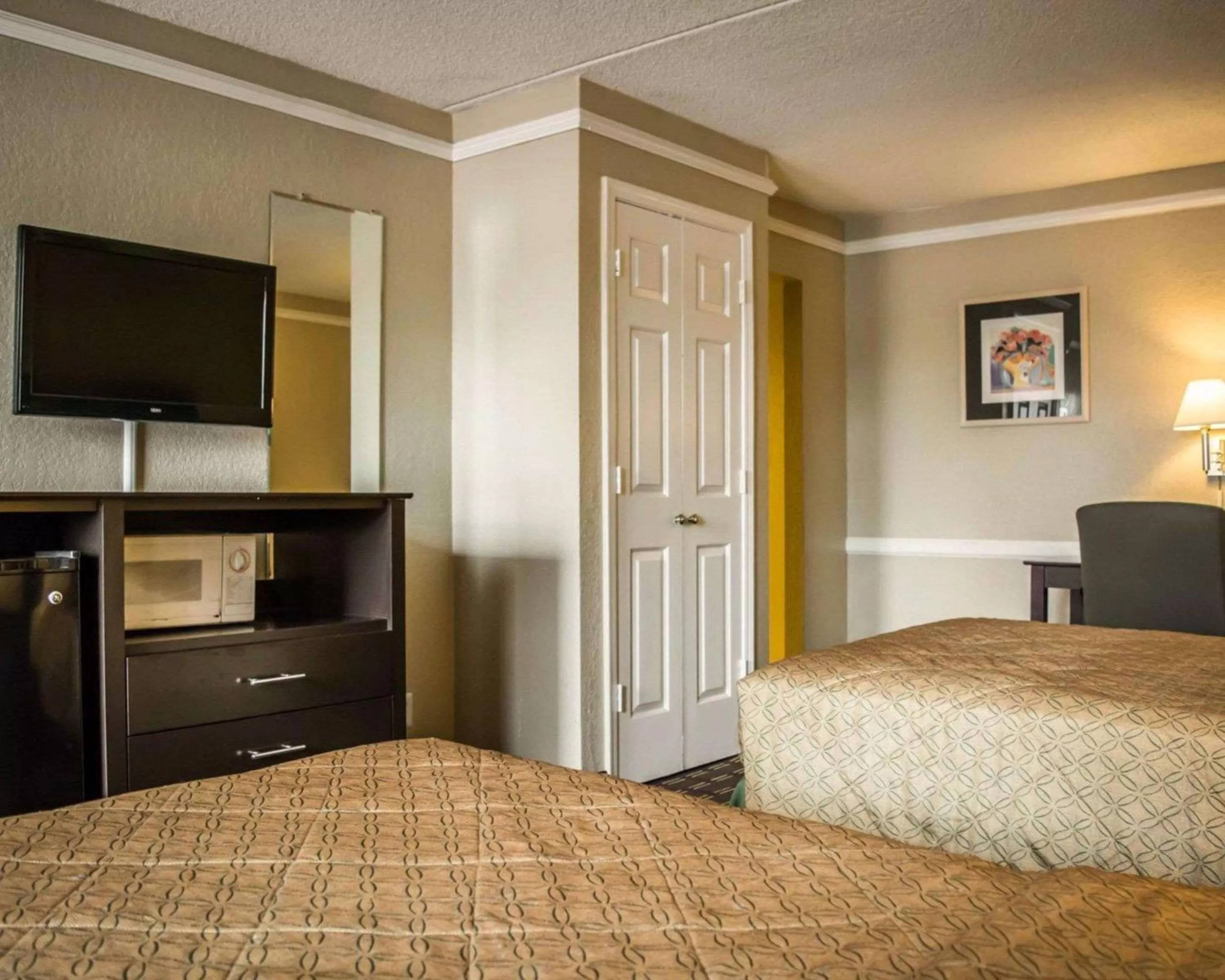 Double Room with Two Double Beds - Non-Smoking in Rodeway Inn Near Ybor City - Casino