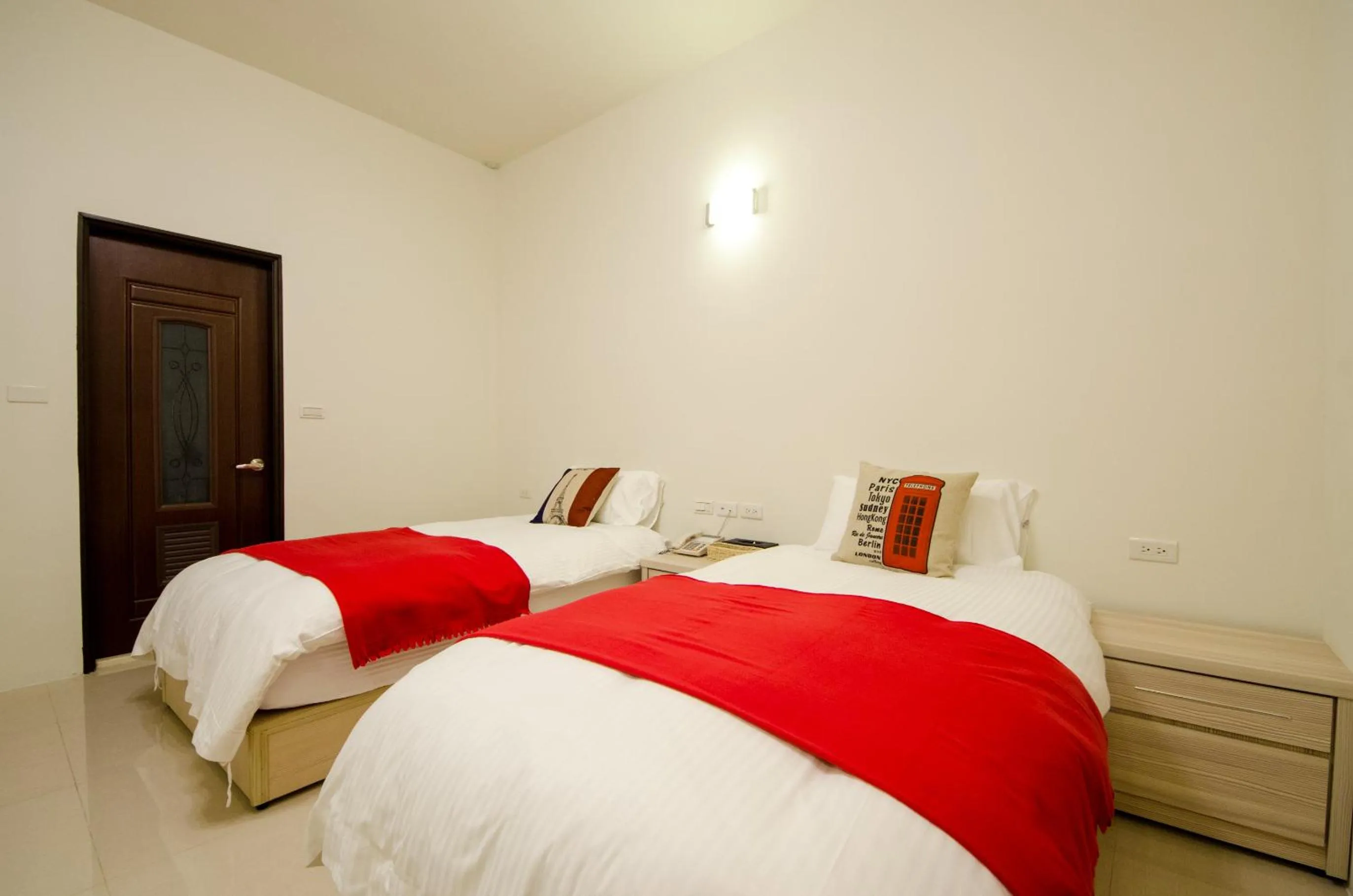 bunk bed, Bed in Successful 168 B&B