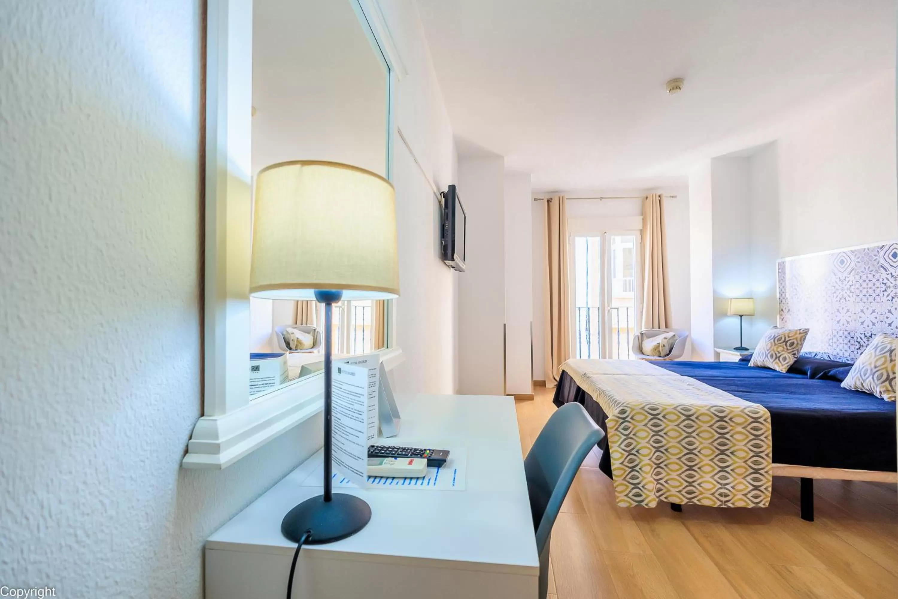 Bedroom, Bed in Hotel Madrid