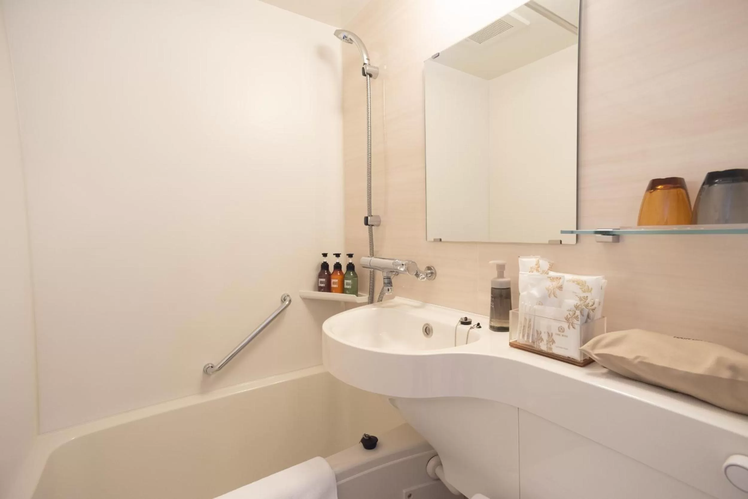 Bathroom in The Rise Osaka Kitashinchi