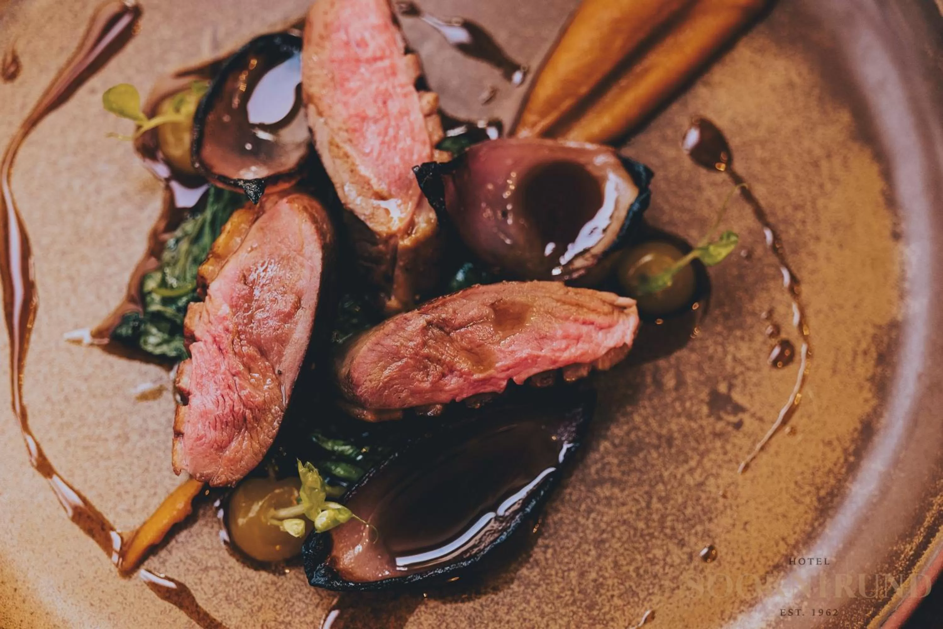 Food in SOOKNIRUND HOTEL