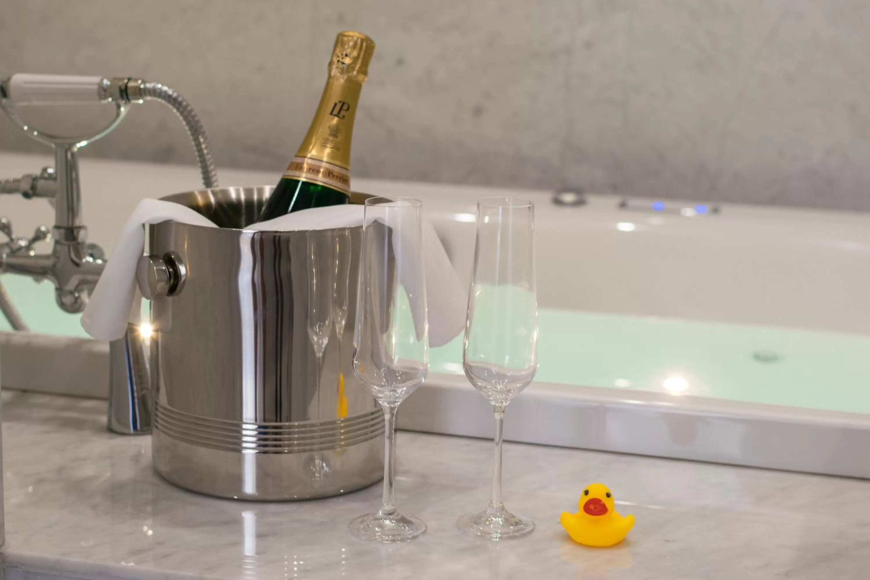 Hot Tub in The Chatsworth Hotel