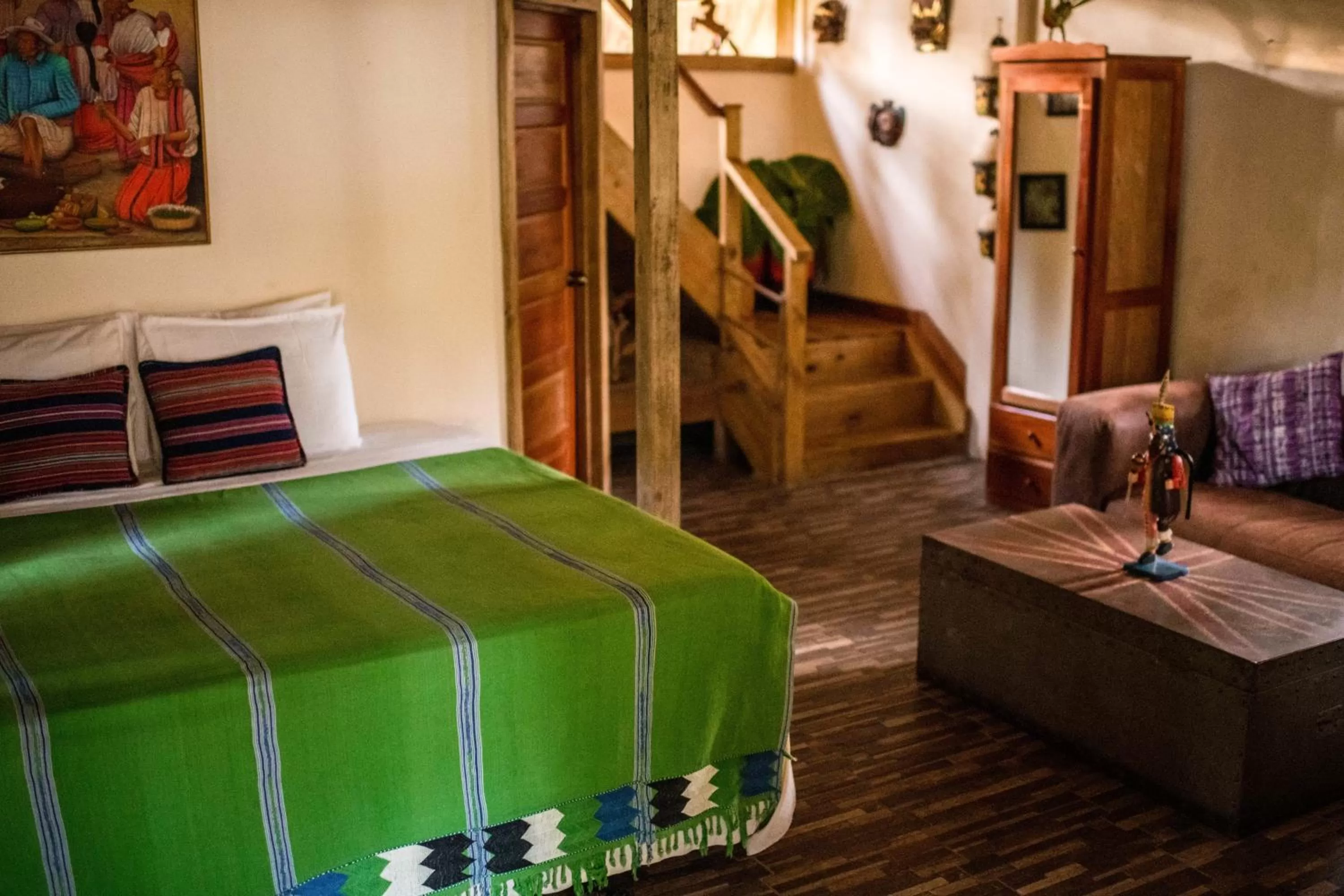 Bedroom, Bed in Pine Ridge Lodge